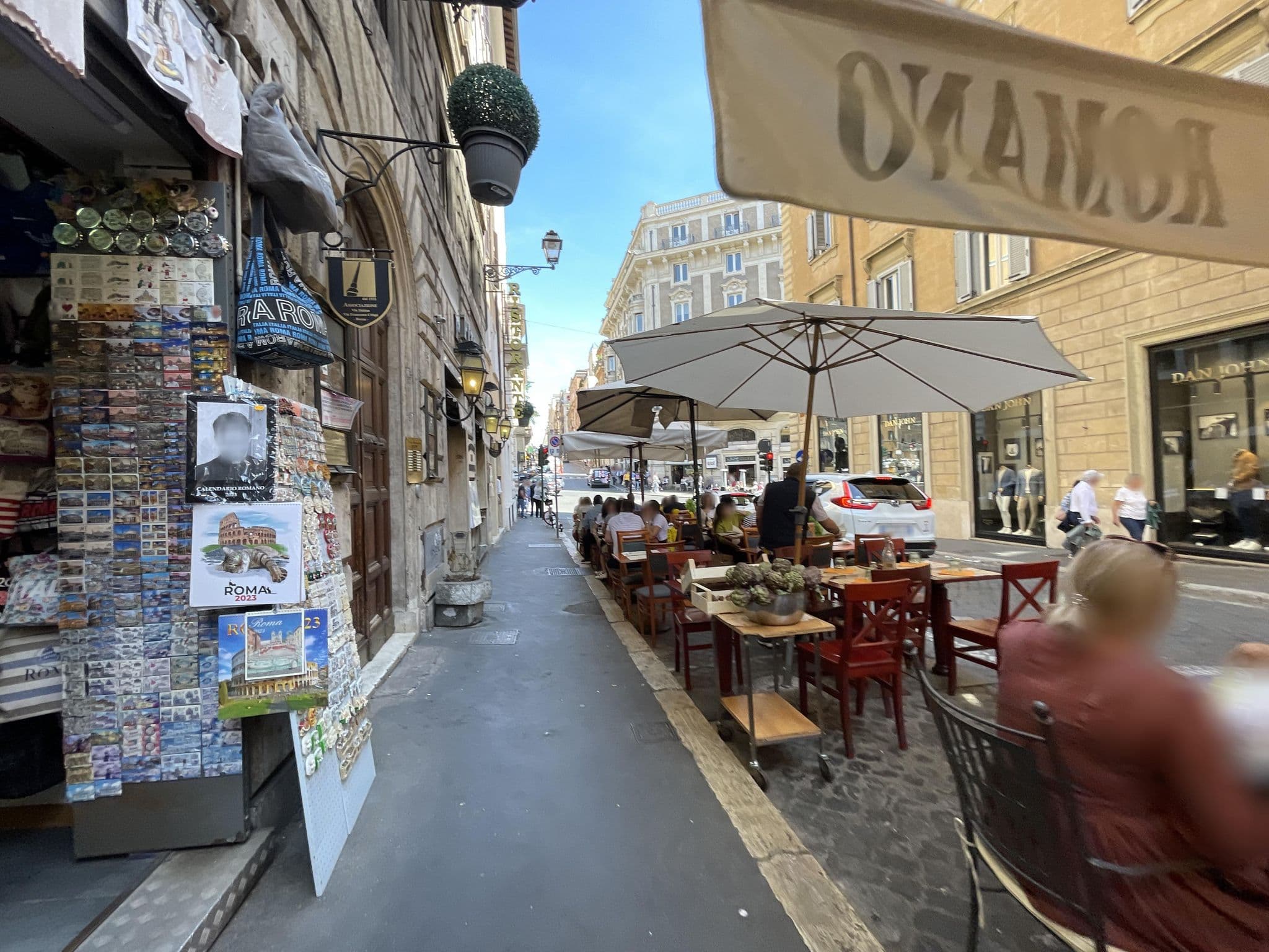 Street view near Palazzo Caruso, Ludovisi — © filipb (CC BY-SA · Mapillary)
