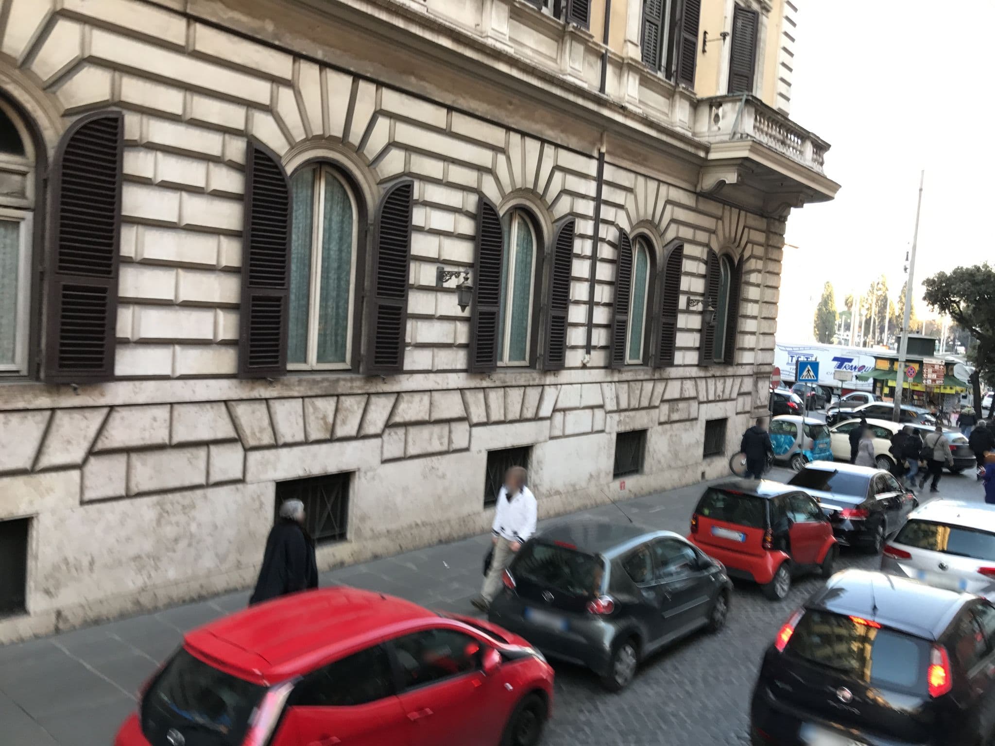 Street view near Couture Suite 231, Ludovisi — © fundacja_geolife (CC BY-SA · Mapillary)