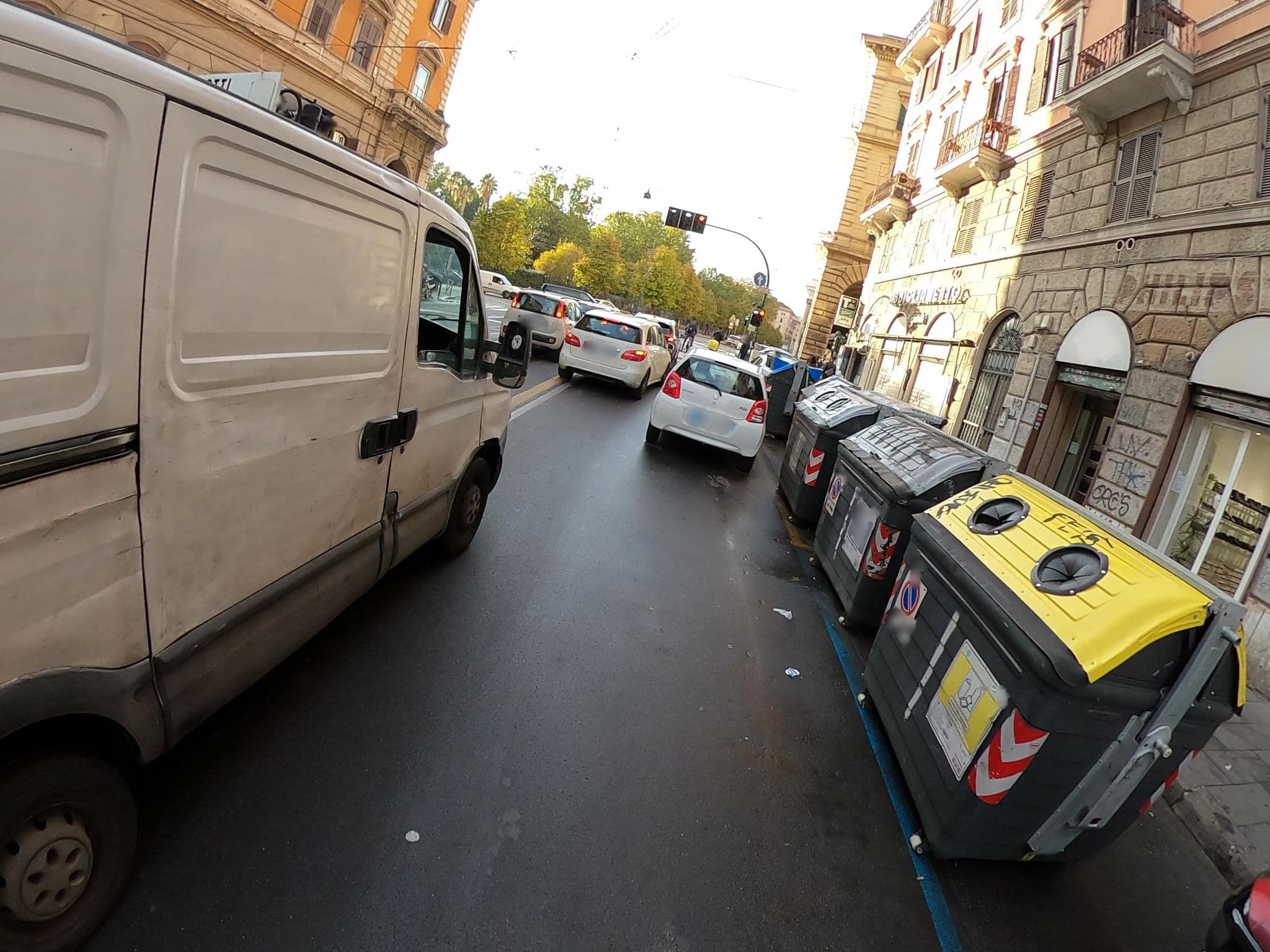Street view near Frank's House - Bed & Breakfast in Rome, Rome — © alesarrett (CC BY-SA · Mapillary)