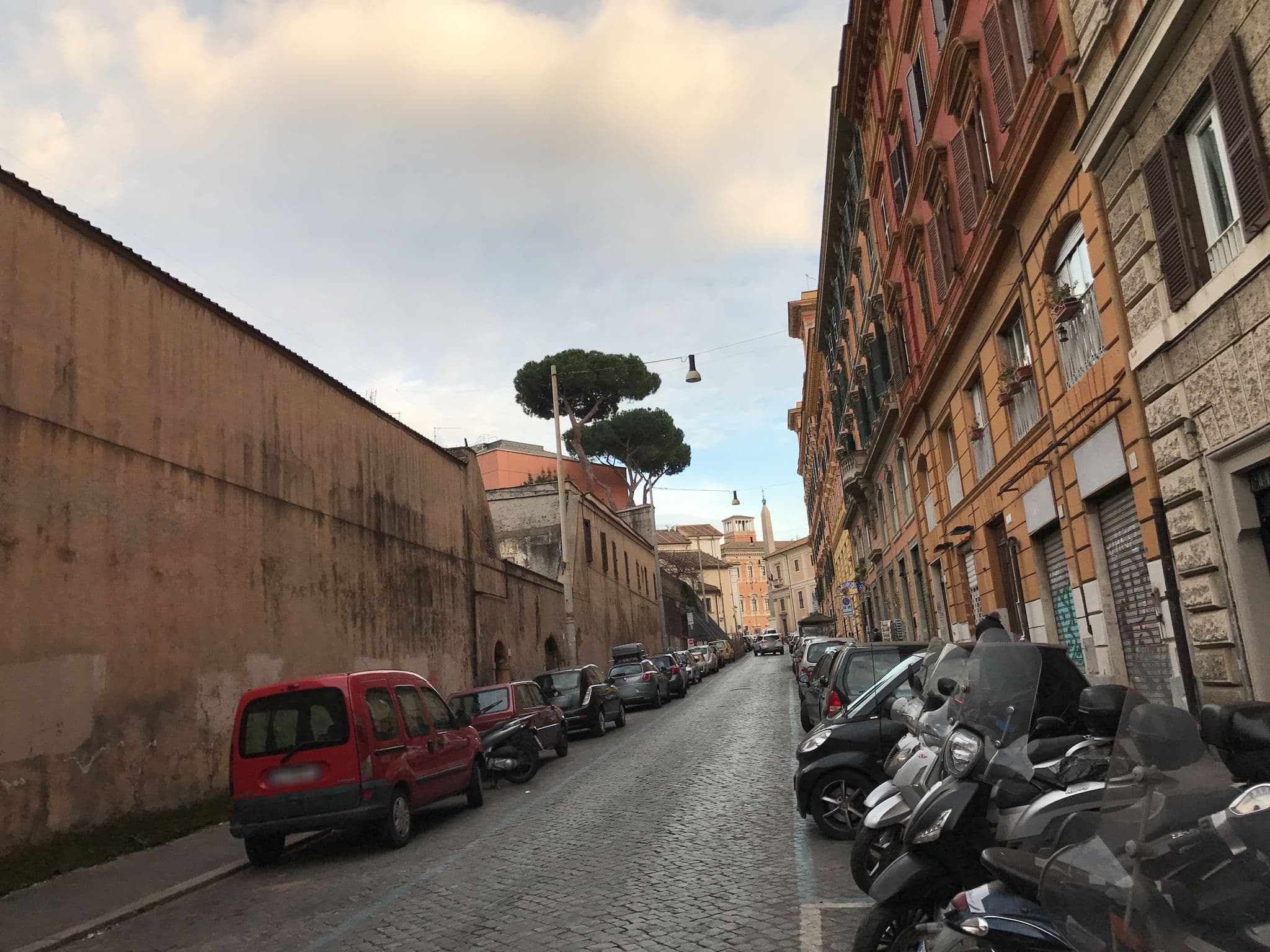 Street view near Colosseum Comfortable Apartment, Celio — © fundacja_geolife (CC BY-SA · Mapillary)