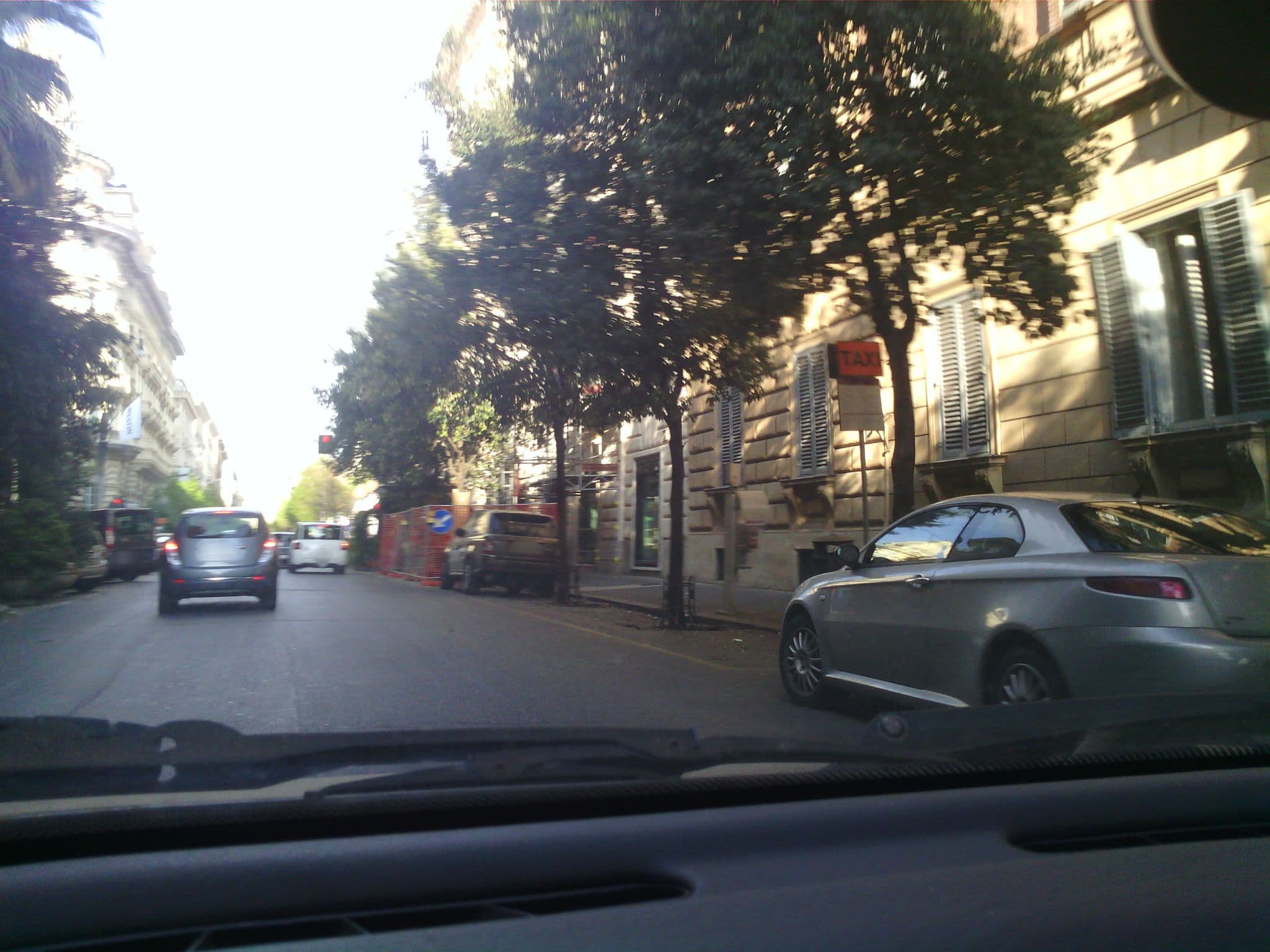 Street view near Savoia, Ludovisi — © giardia (CC BY-SA · Mapillary)
