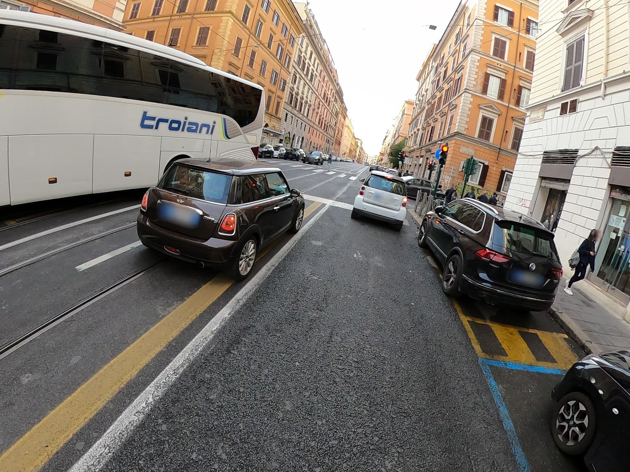 Street view near Romangelo Hostel, Monti — © alesarrett (CC BY-SA · Mapillary)