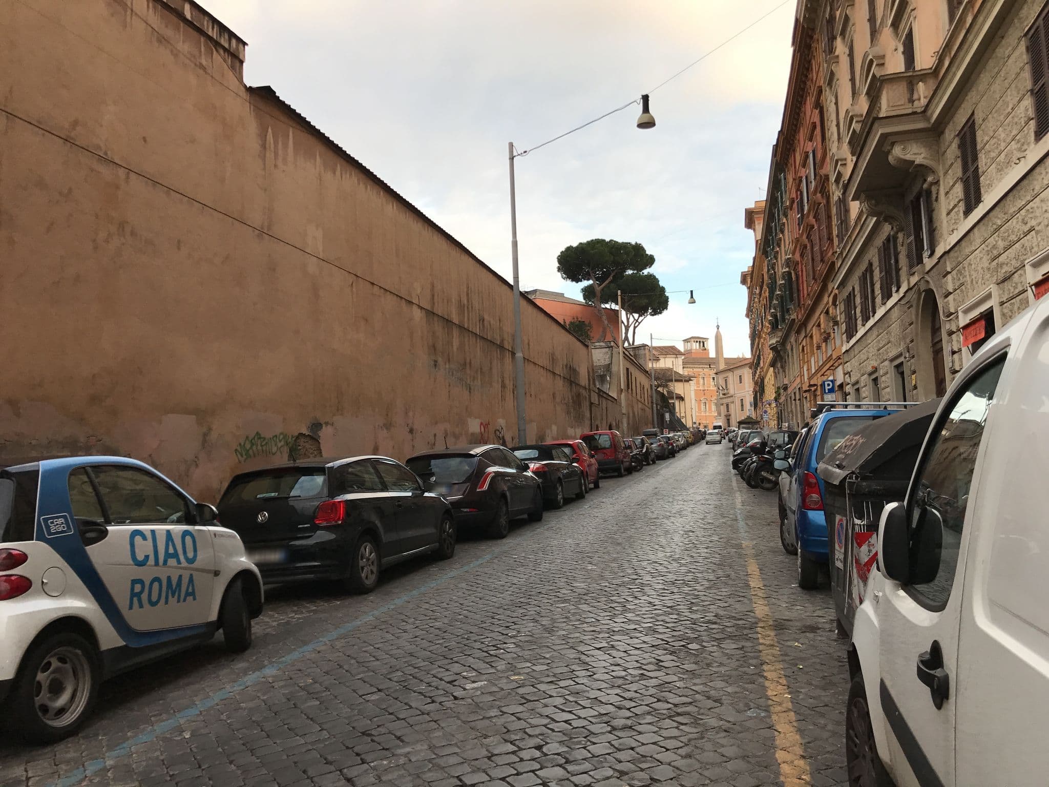 Street view near Viale del Colosseo, Celio — © fundacja_geolife (CC BY-SA · Mapillary)