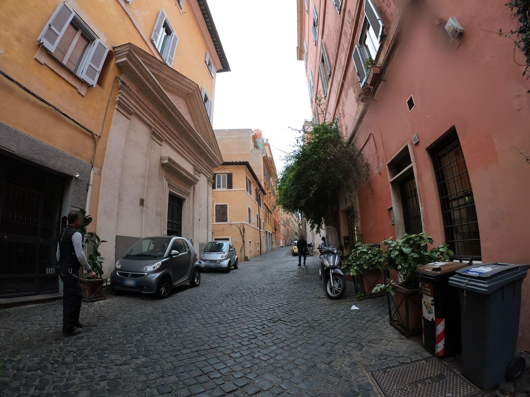 Street view near Casette Monti, Pigna — © richlv (CC BY-SA · Mapillary)