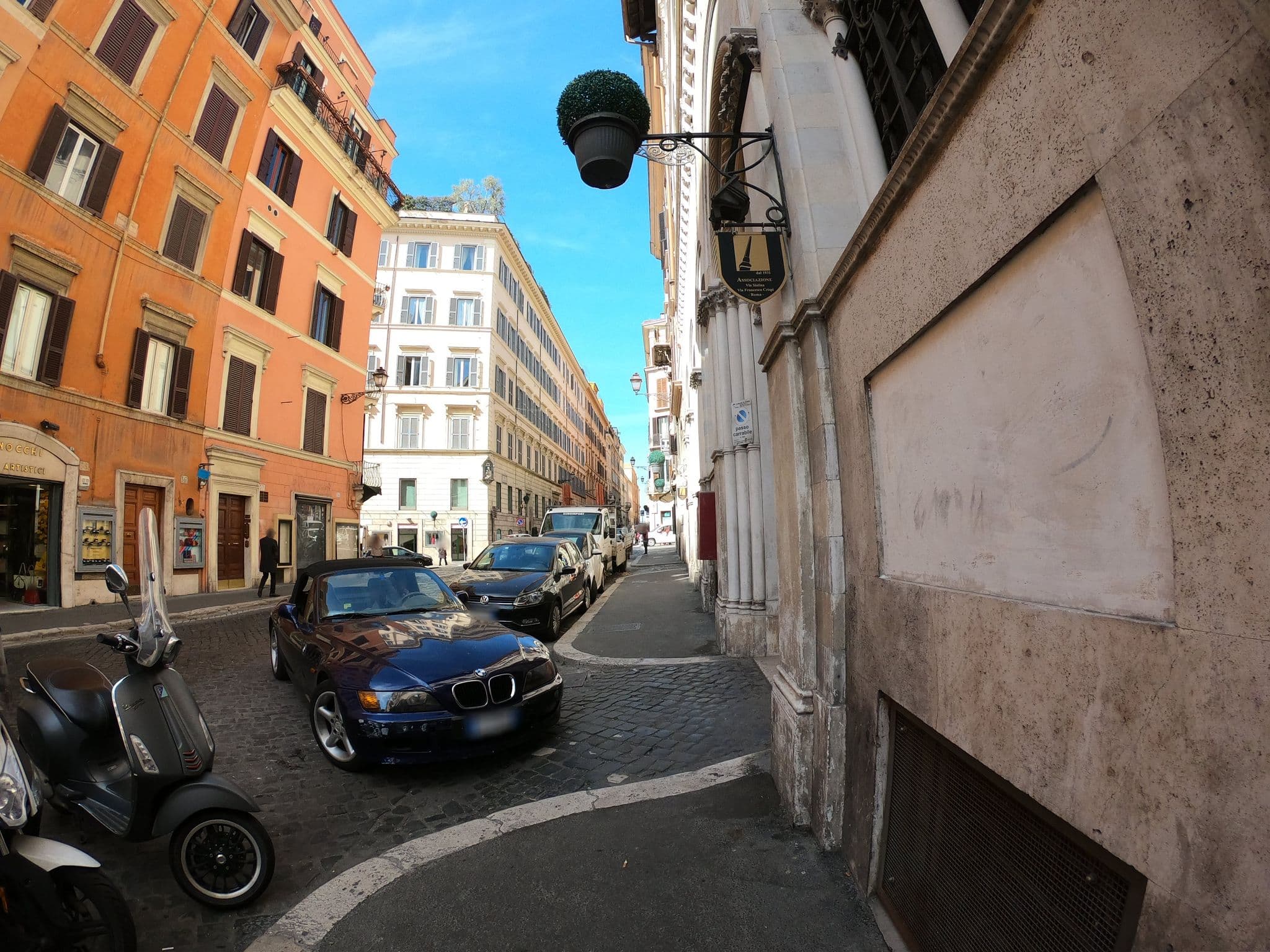 Street view near Crispi Relax, Ludovisi — © richlv (CC BY-SA · Mapillary)