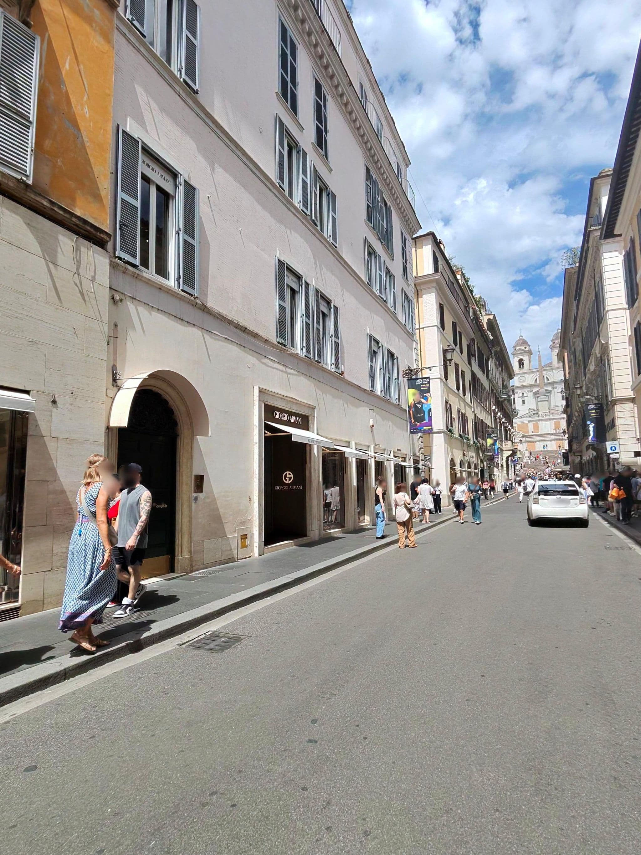 Street view near Les Fleurs Luxury House, Sant'Eustachio — © omfg_notpr (CC BY-SA · Mapillary)