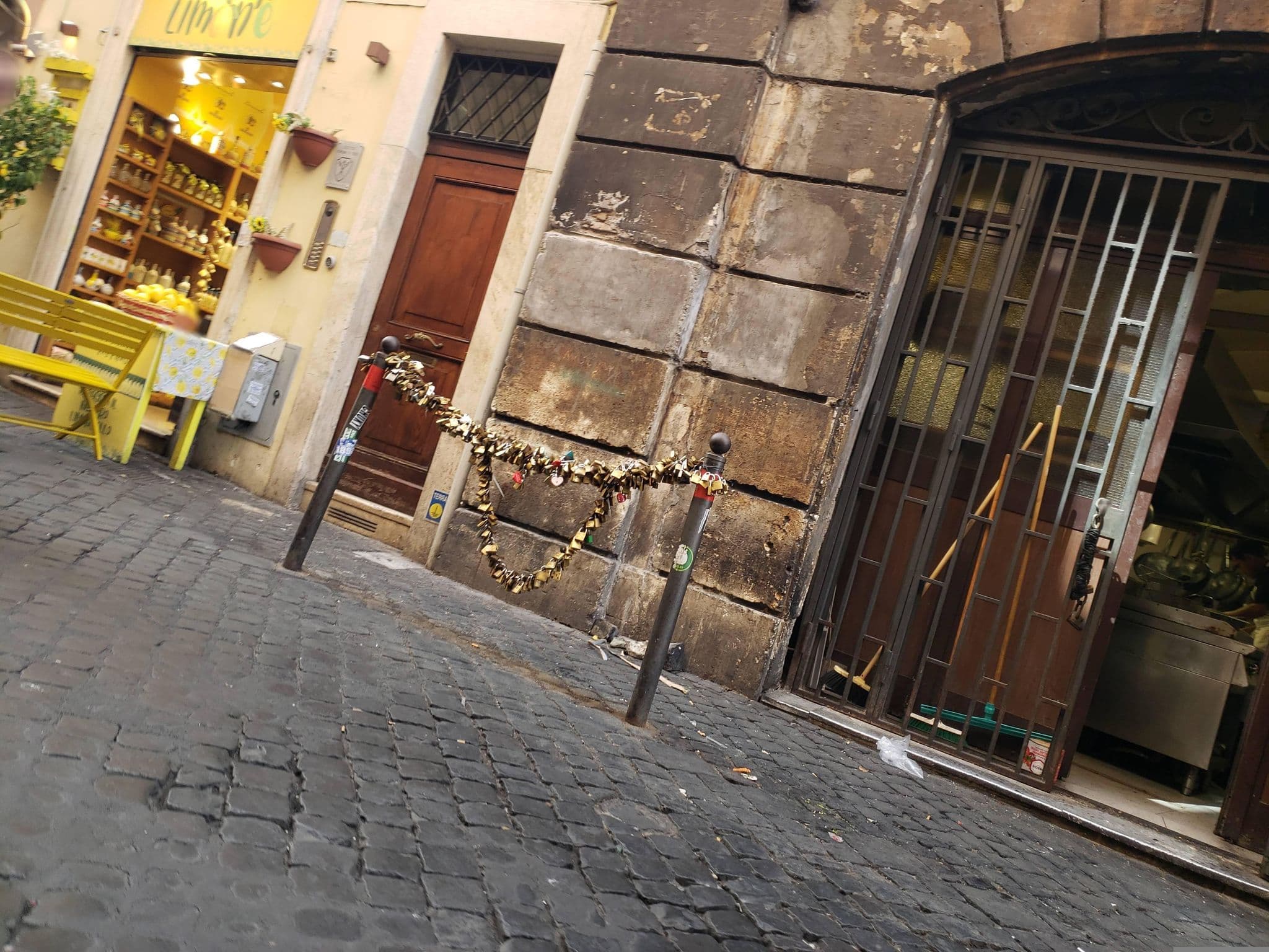 Street view near Trevi Elegance Suite, Pigna — © mapfool (CC BY-SA · Mapillary)