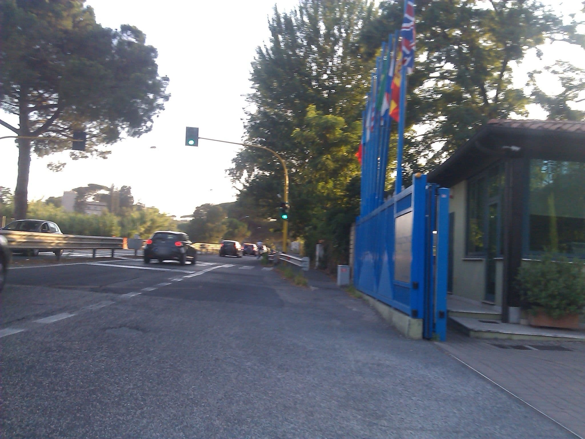 Street view near Flaminio Village Bungalow Park Rome, Campo Marzio — © changchun1 (CC BY-SA · Mapillary)