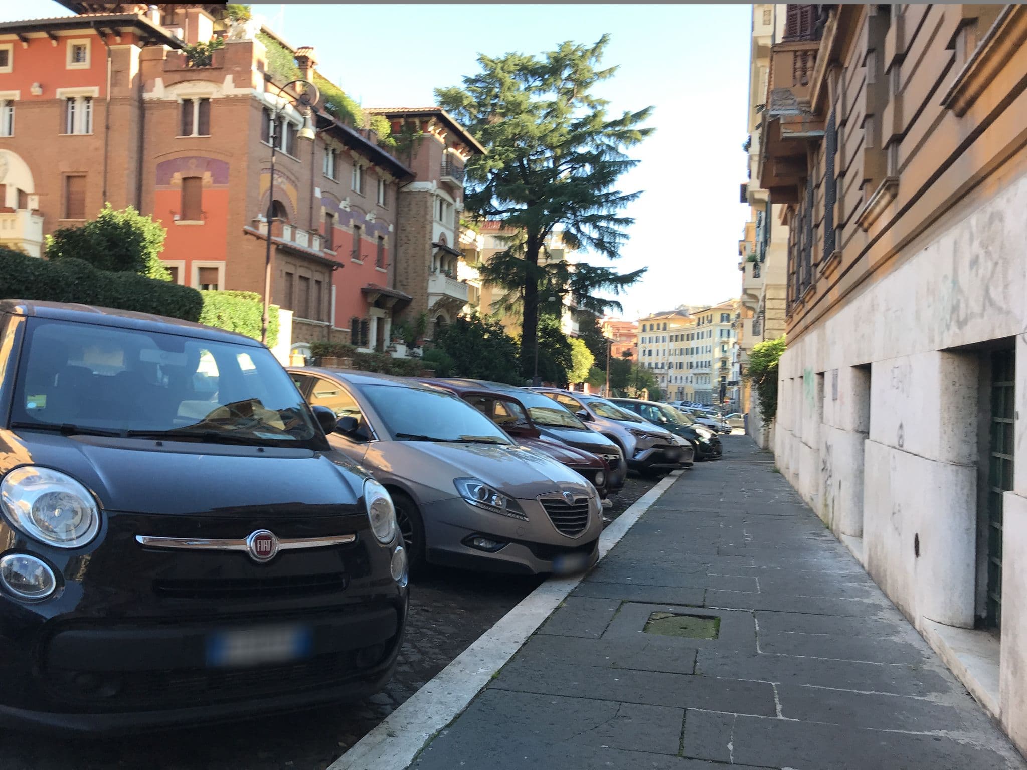 Street view near B&B Savoia, Sallustiano — © miguel_andrade (CC BY-SA · Mapillary)
