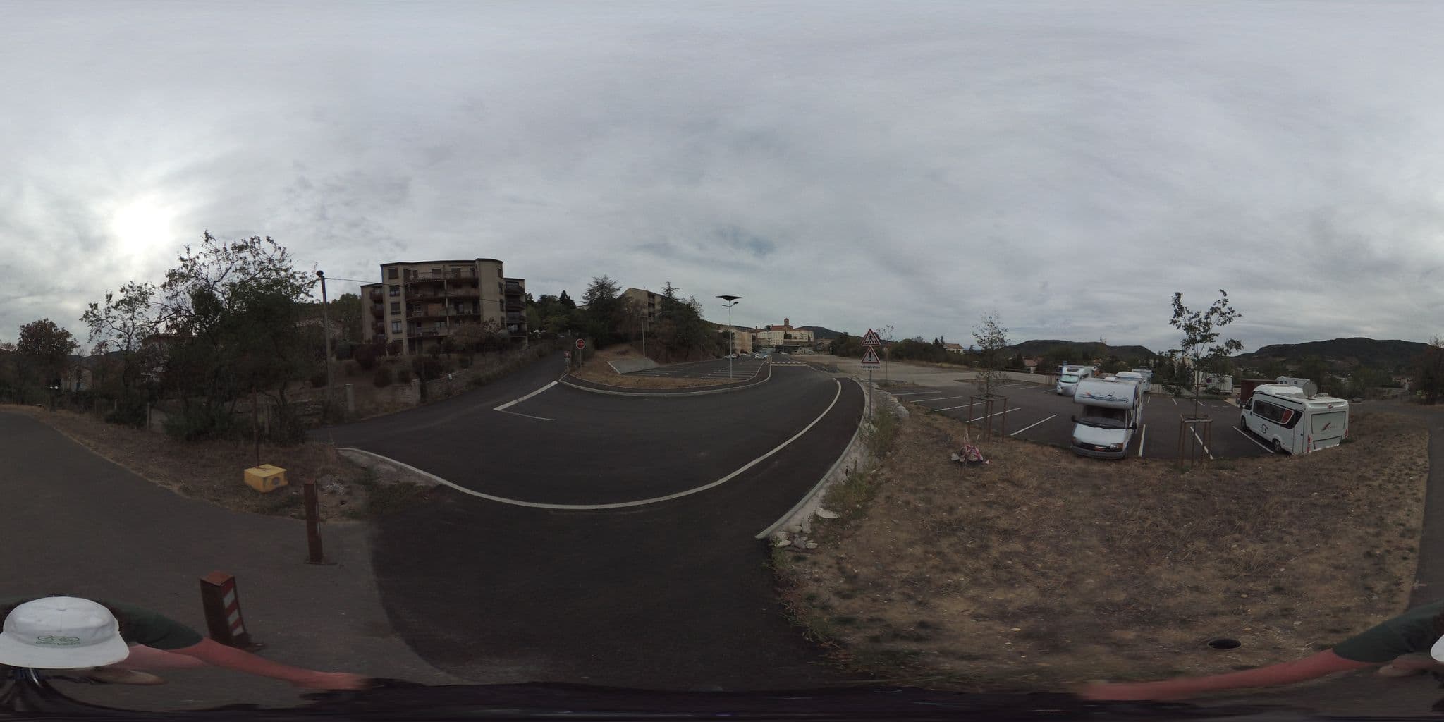 Street view near Aire de camping-car de Privas, Privas — © geovelo (CC BY-SA · Mapillary)