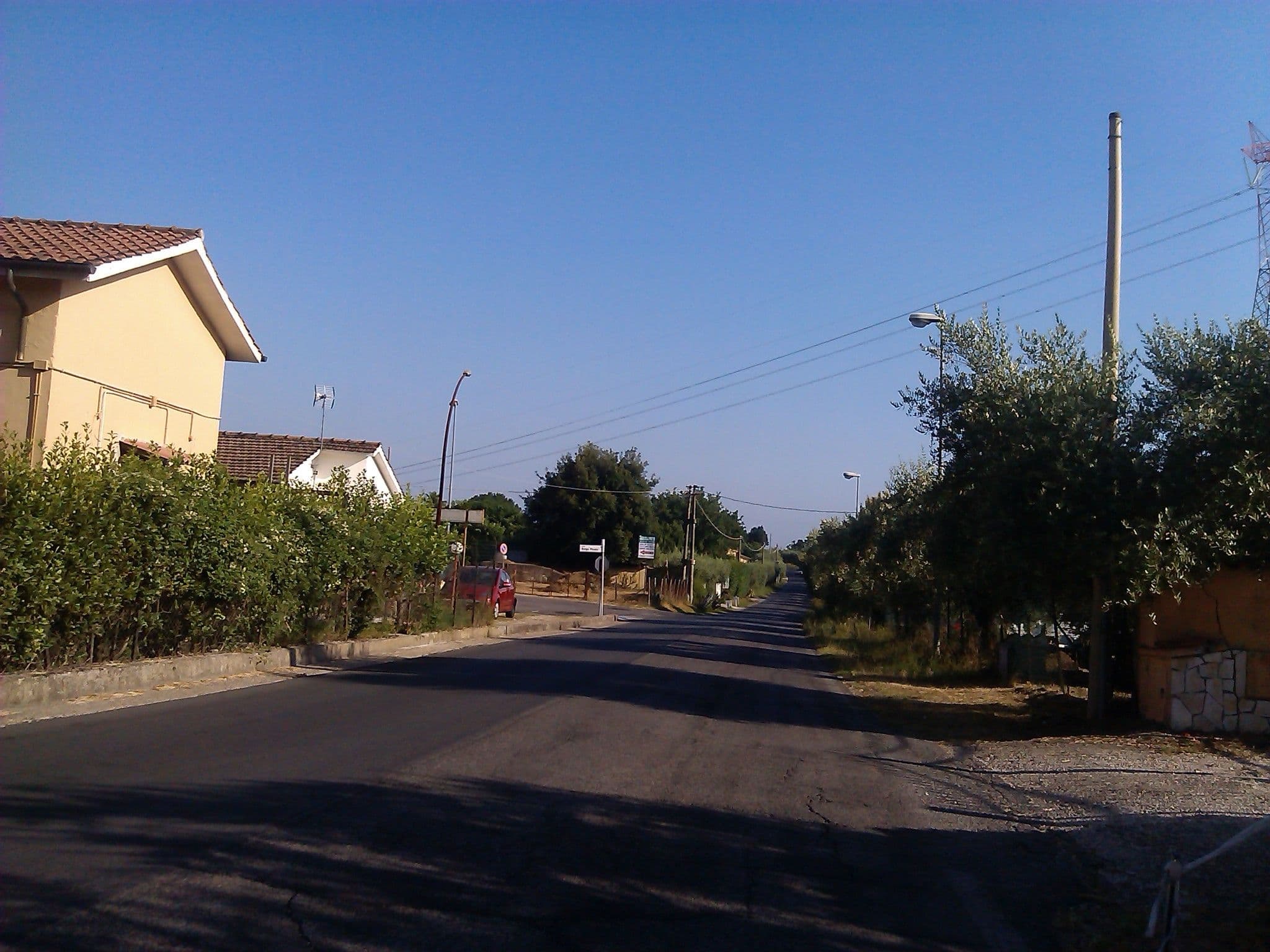 Street view near La Collina degli Ulivi, Monte Caminetto — © changchun1 (CC BY-SA · Mapillary)