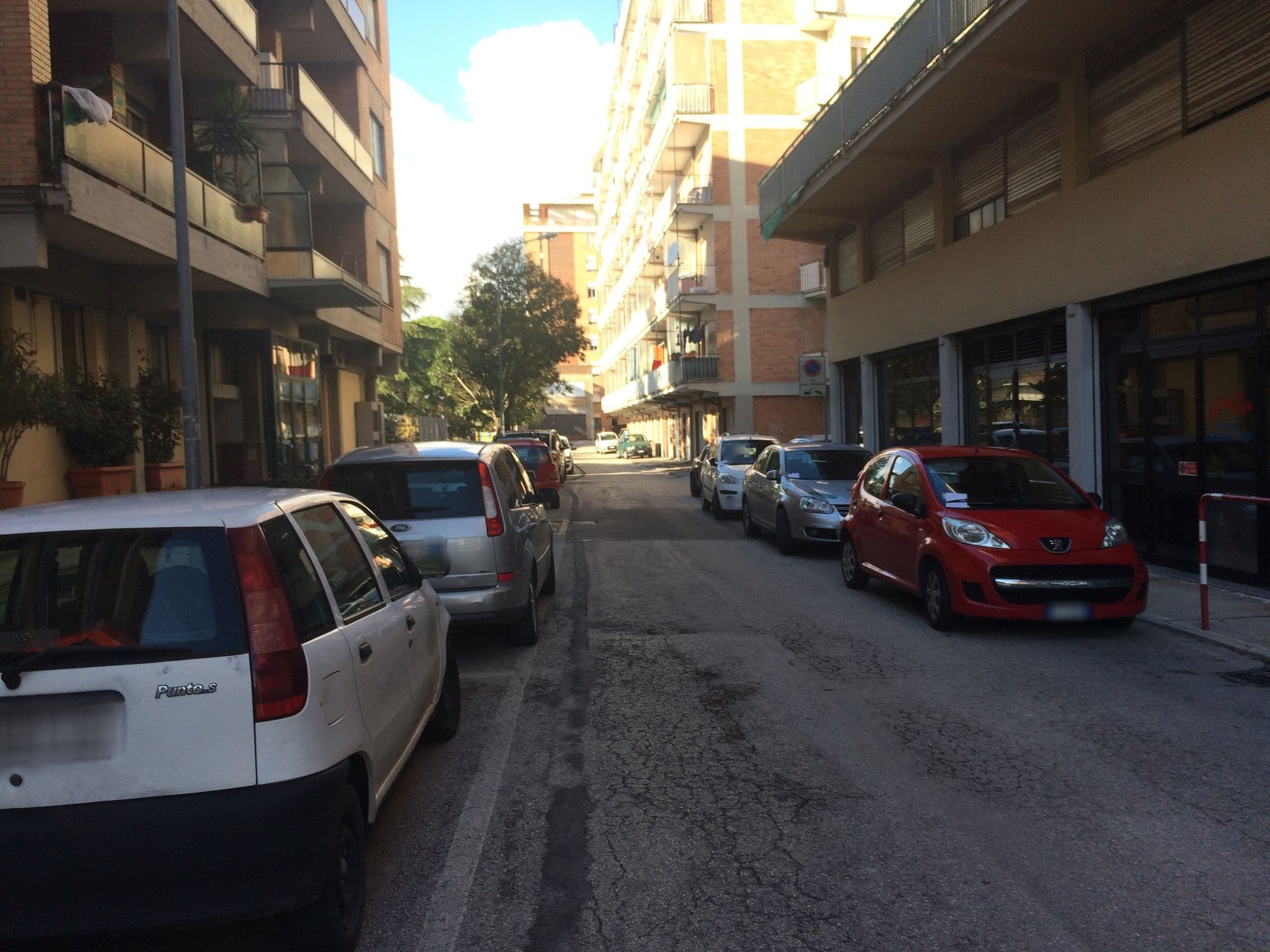 Street view near B&B La Casa di Roby, Perugia — © daviderom (CC BY-SA · Mapillary)