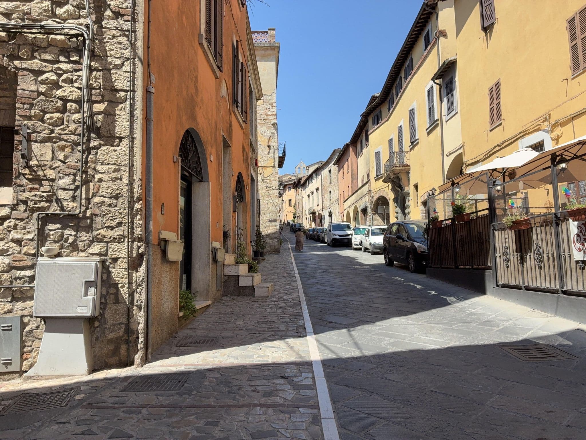 Street view near B & B La Porta di Todi, Todi — © panbauletto (CC BY-SA · Mapillary)