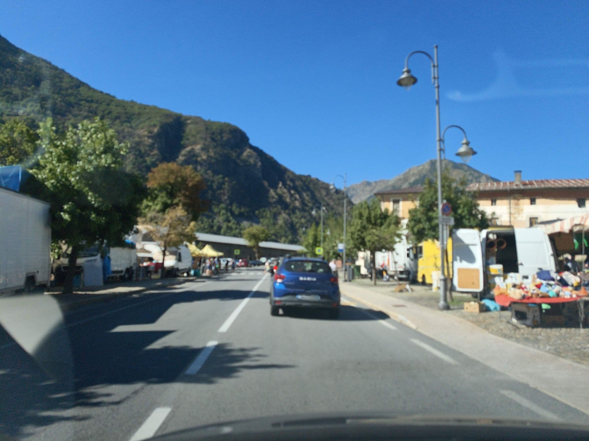 Street view near Laus De Alexandris Foches, Demonte — © canfe (CC BY-SA · Mapillary)