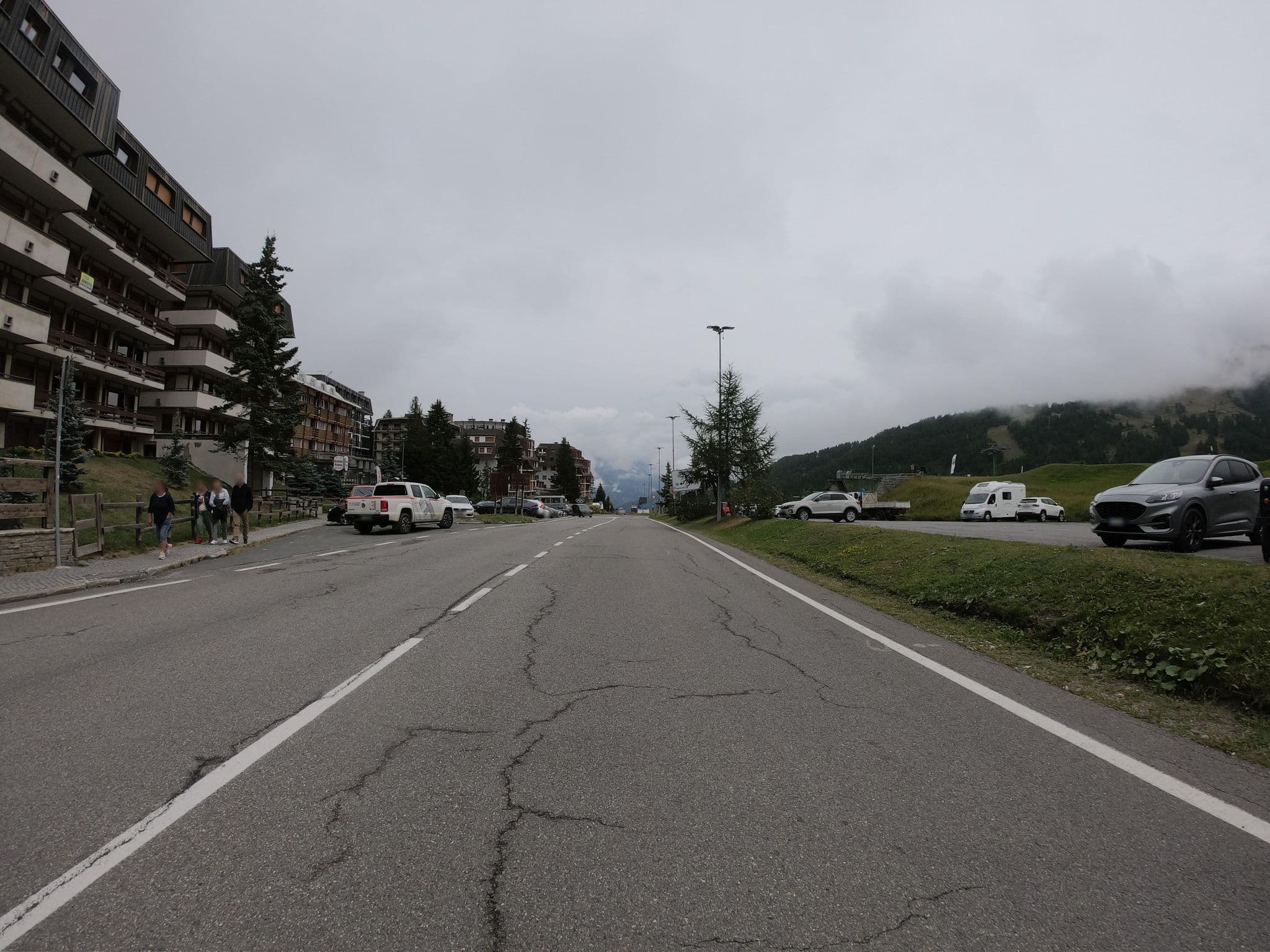Street view near Alloggio a Sestriere fronte piste, Sauze d'Oulx — © joostjakob (CC BY-SA · Mapillary)
