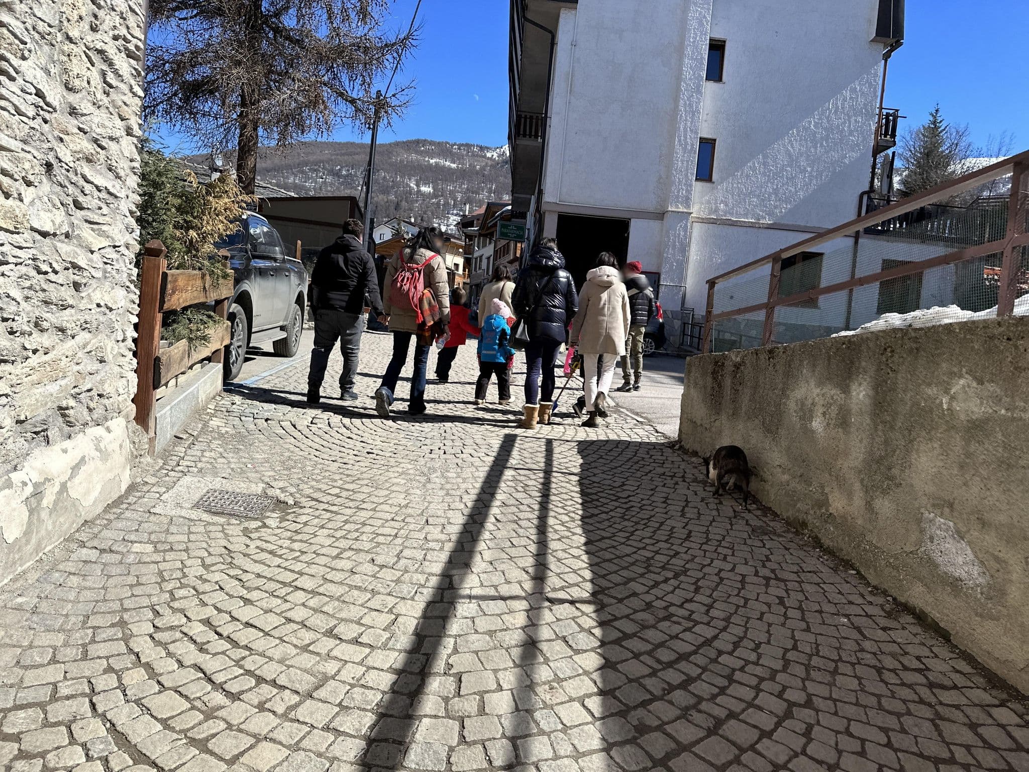 Street view near Sauze d’Oulx Apartments, Sauze d'Oulx — © RSTQ (CC BY-SA · Mapillary)