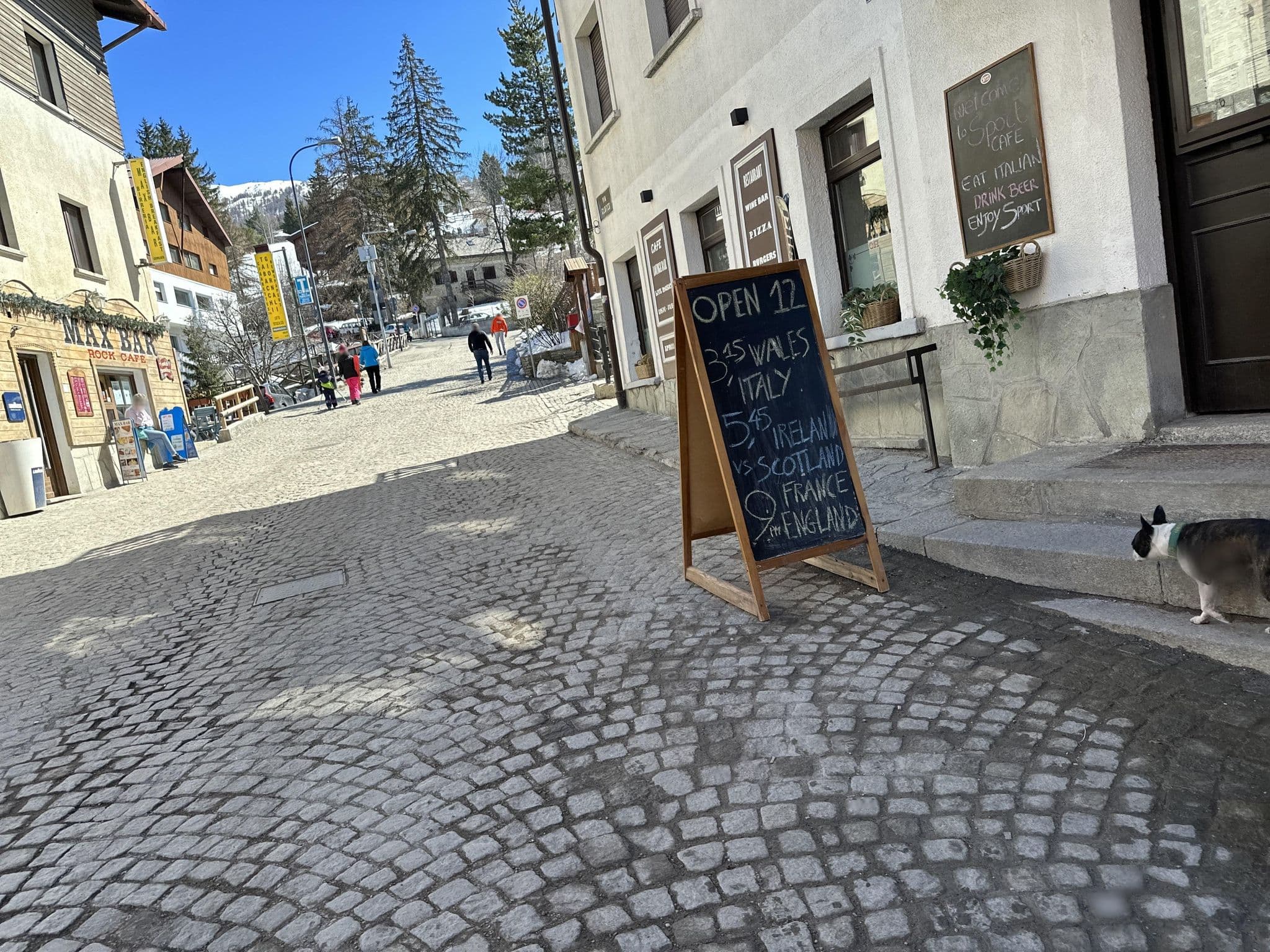Street view near Hotel Sport, Sauze d'Oulx — © RSTQ (CC BY-SA · Mapillary)
