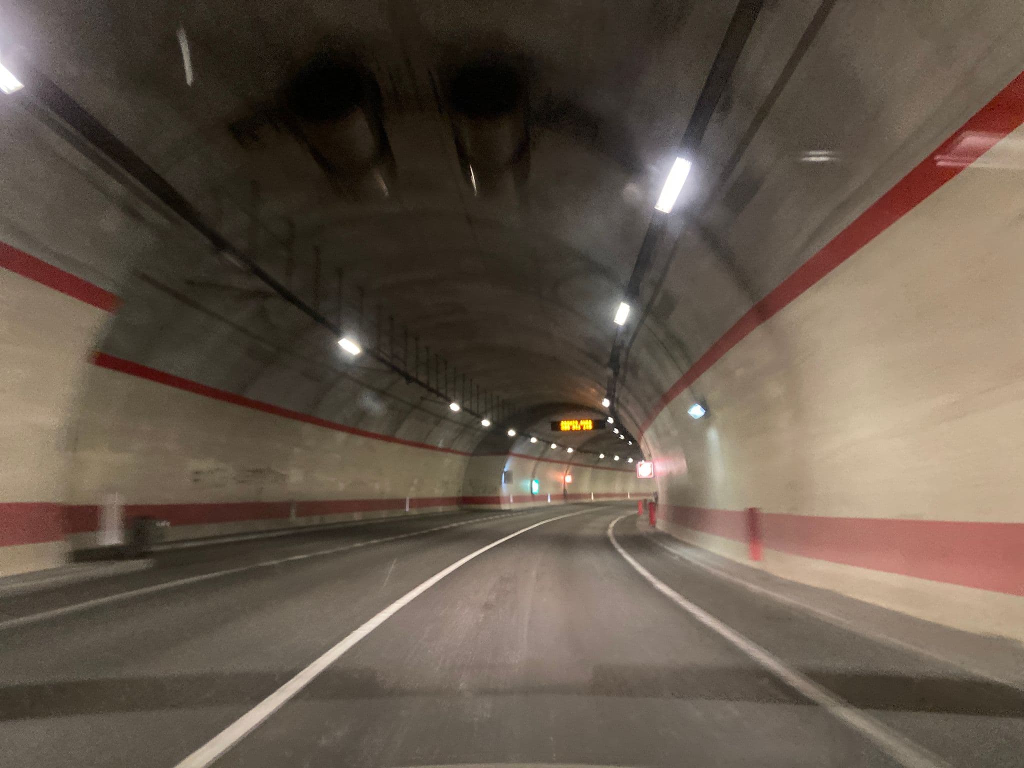 Street view near Hotel Miramonte, Oulx — © clementmno (CC BY-SA · Mapillary)