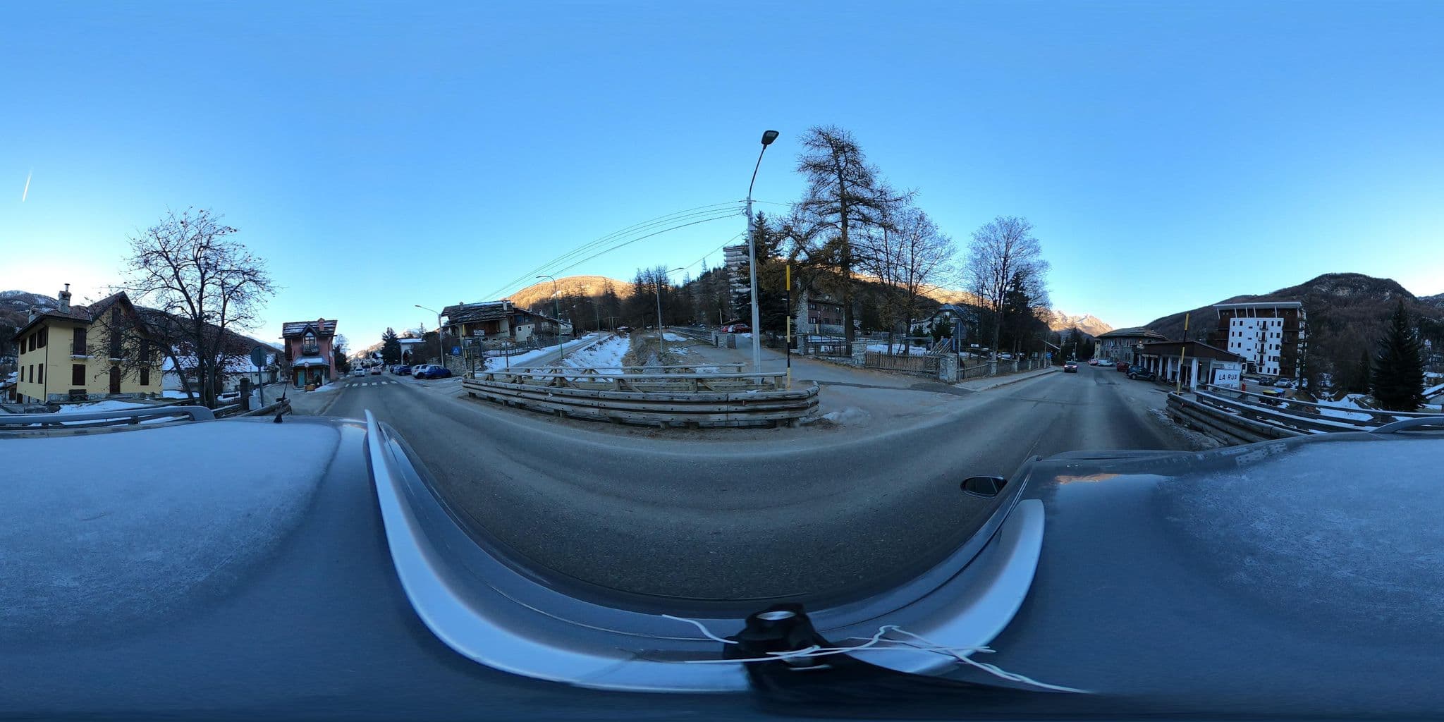 Street view near Villaggio Turistico Camping Gofree, Sauze d'Oulx — © canfe (CC BY-SA · Mapillary)
