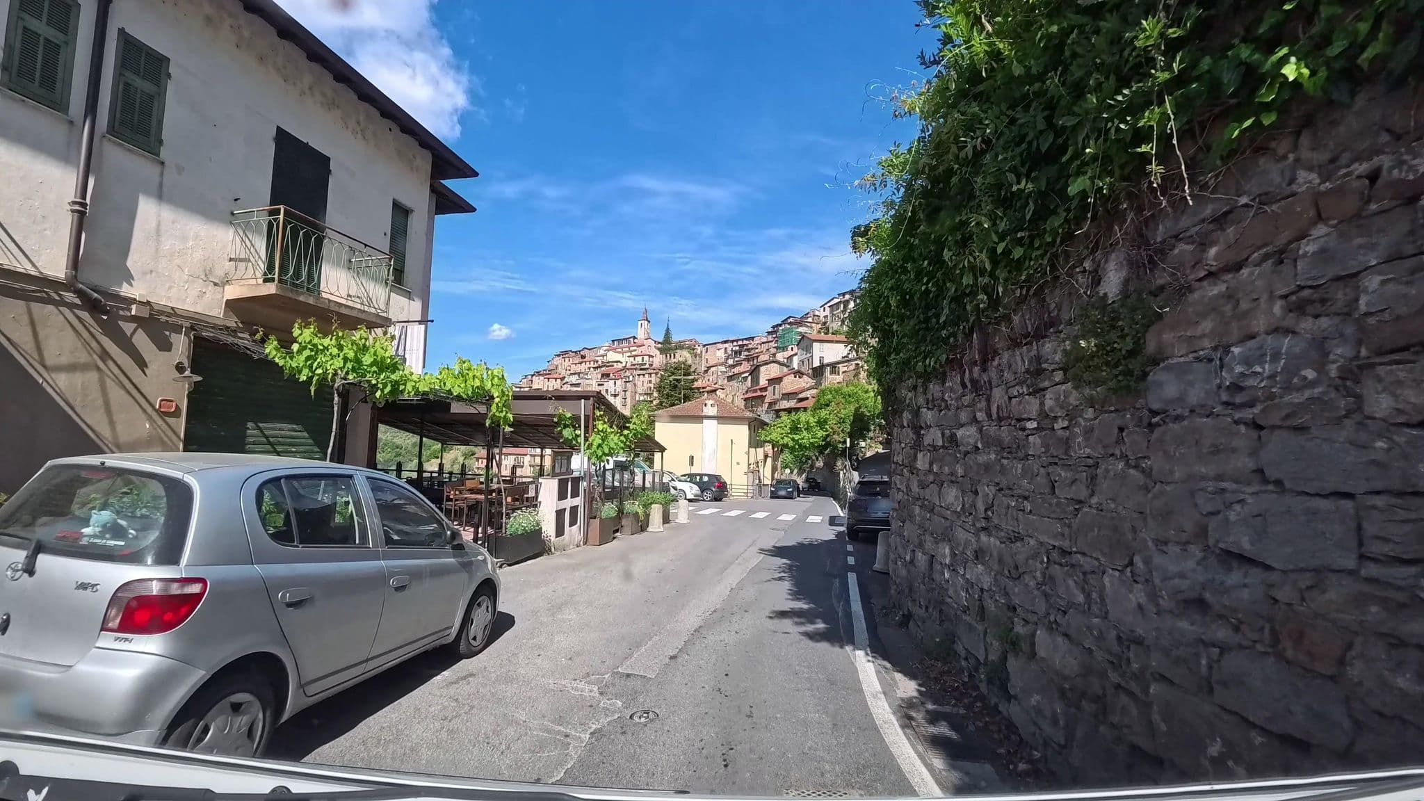 Street view near La Felice Casa di Nonno Battistino, Dolceacqua — © voyage-hors-saison (CC BY-SA · Mapillary)