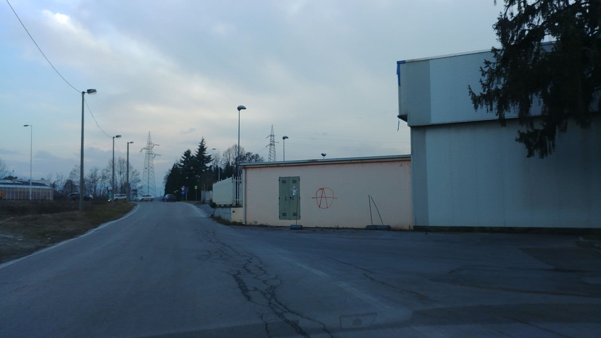 Street view near La Casa di Kiki, Cuneo — © francians (CC BY-SA · Mapillary)