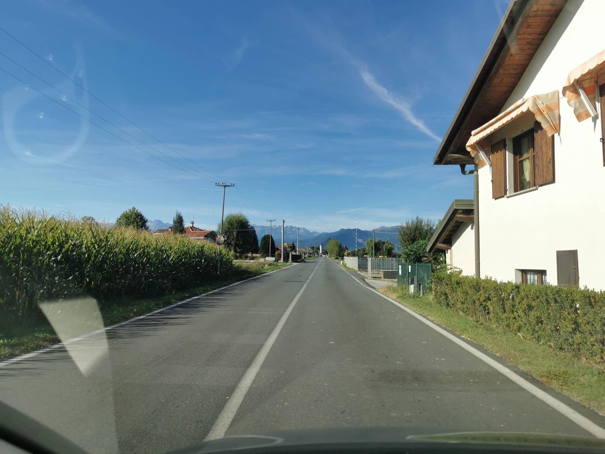 Street view near Rùa Marin, Roata Rossi — © canfe (CC BY-SA · Mapillary)