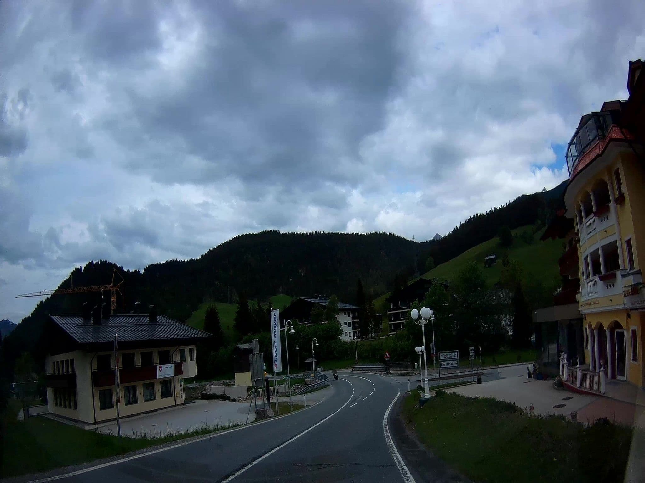 Street view near Hotel Urslauer Hof, Maria Alm am Steinernen Meer — © fuchserl (CC BY-SA · Mapillary)