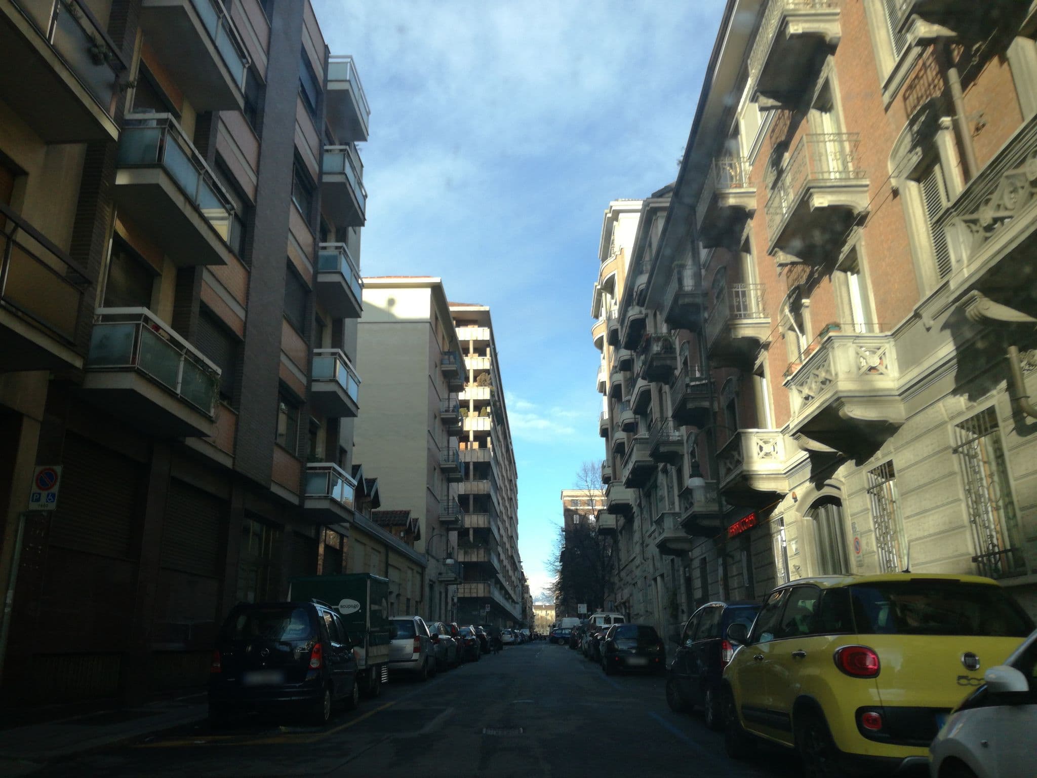 Street view near Mono Bordeaux, Cit Turin — © dicarlodiego (CC BY-SA · Mapillary)