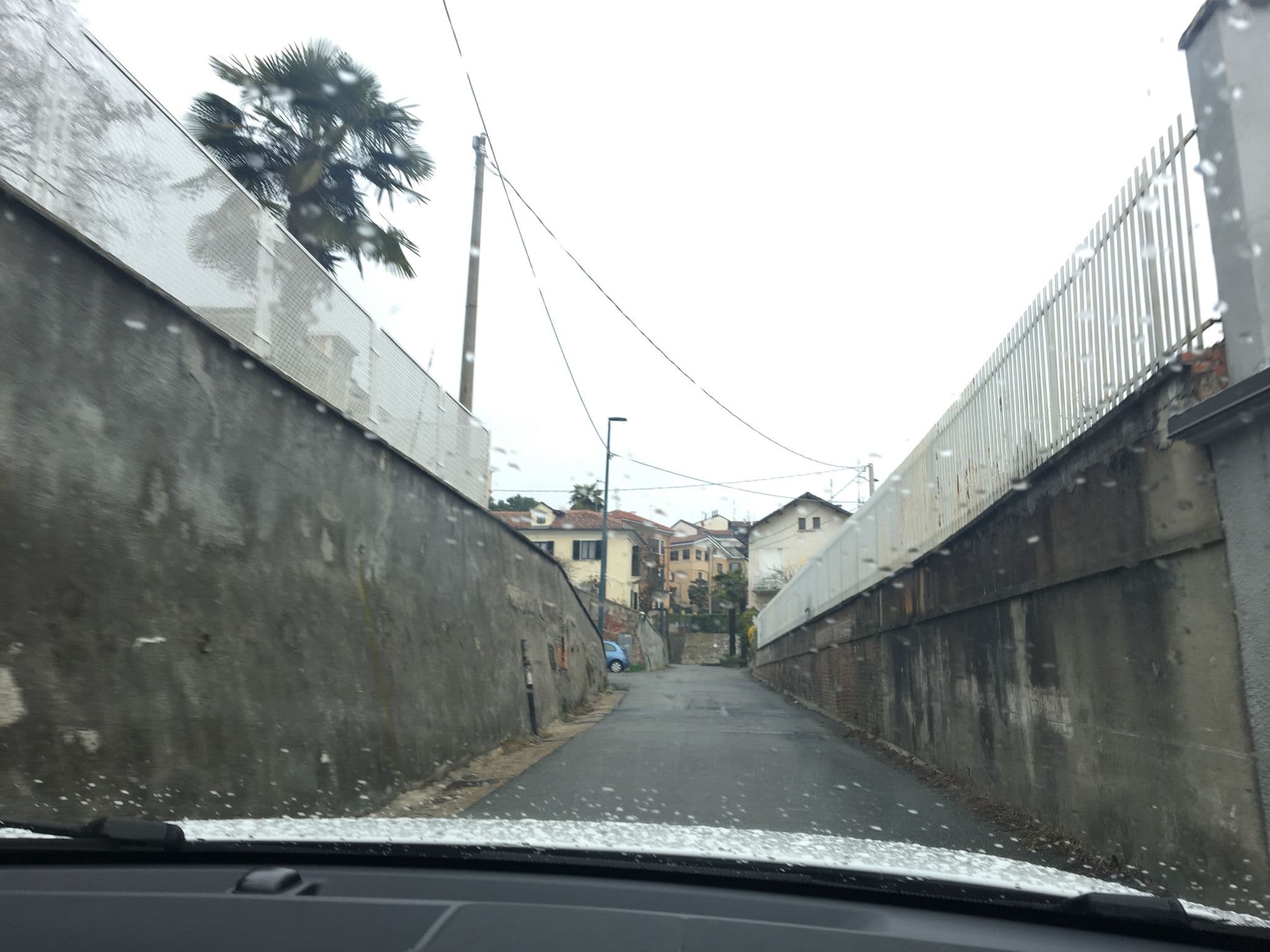 Street view near Hotel La Magnola, Cavoretto — © saretta (CC BY-SA · Mapillary)