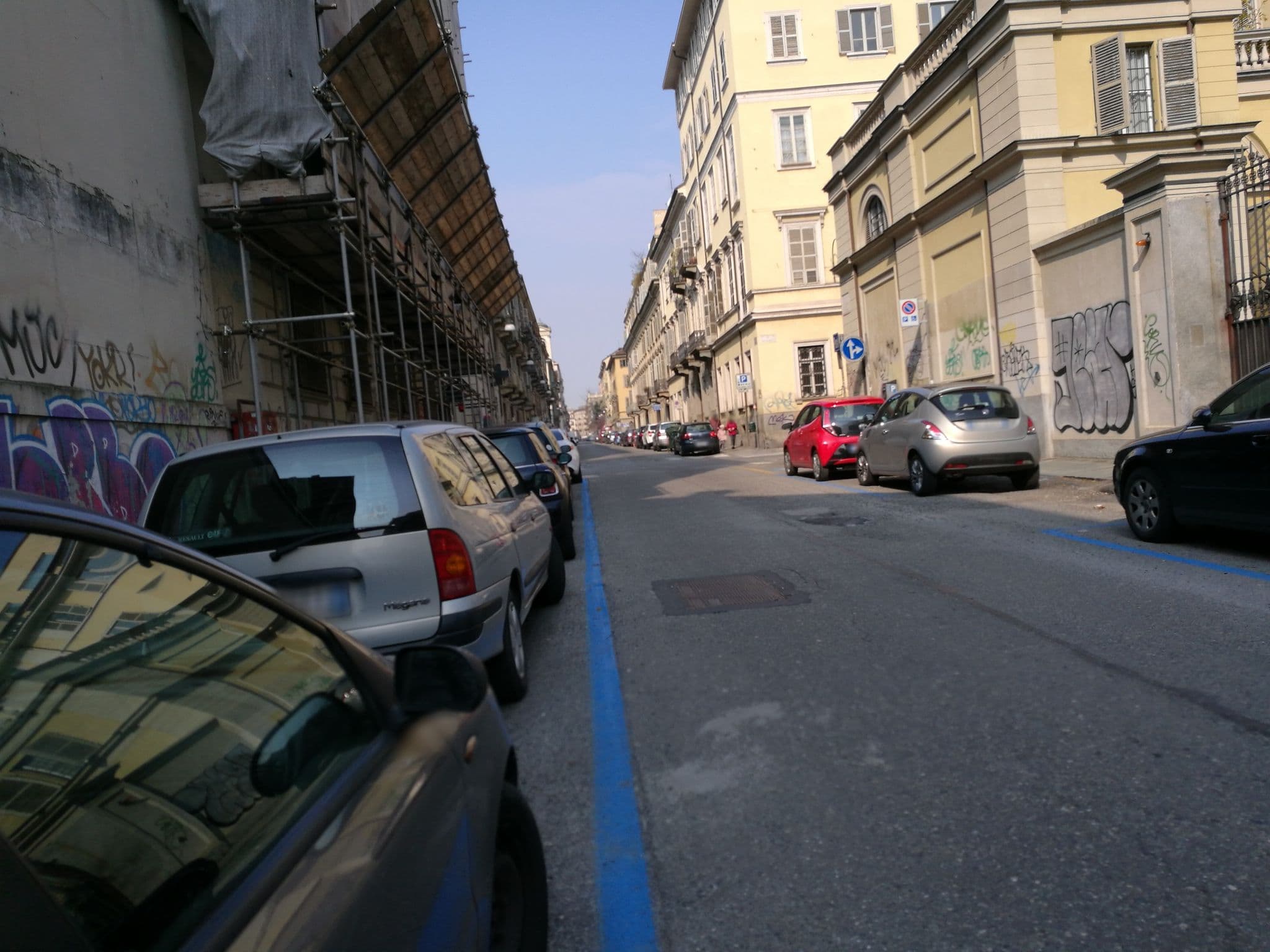 Street view near Opera35, Borgo Crimea — © zorzan_fabiola (CC BY-SA · Mapillary)
