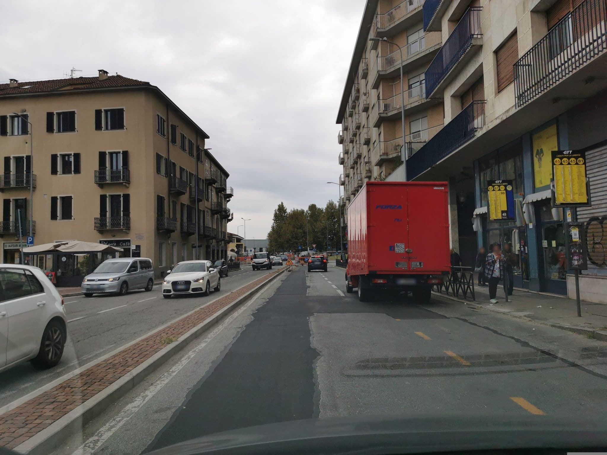 Street view near Antica dimora B&B, Moncalieri — © canfe (CC BY-SA · Mapillary)