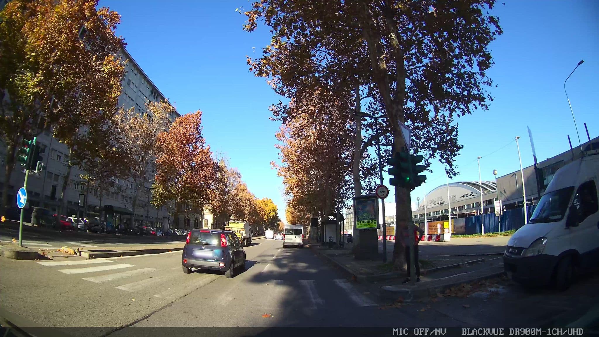 Street view near Du Parc Contemporary Suites, San Salvario — © jrachi (CC BY-SA · Mapillary)