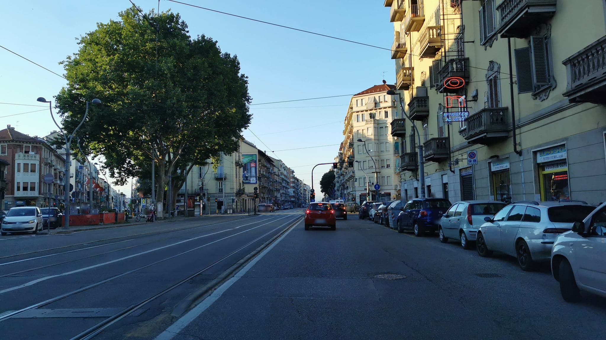 Street view near B&B Nicosia Schaya, Barriera di Milano — © canfe (CC BY-SA · Mapillary)