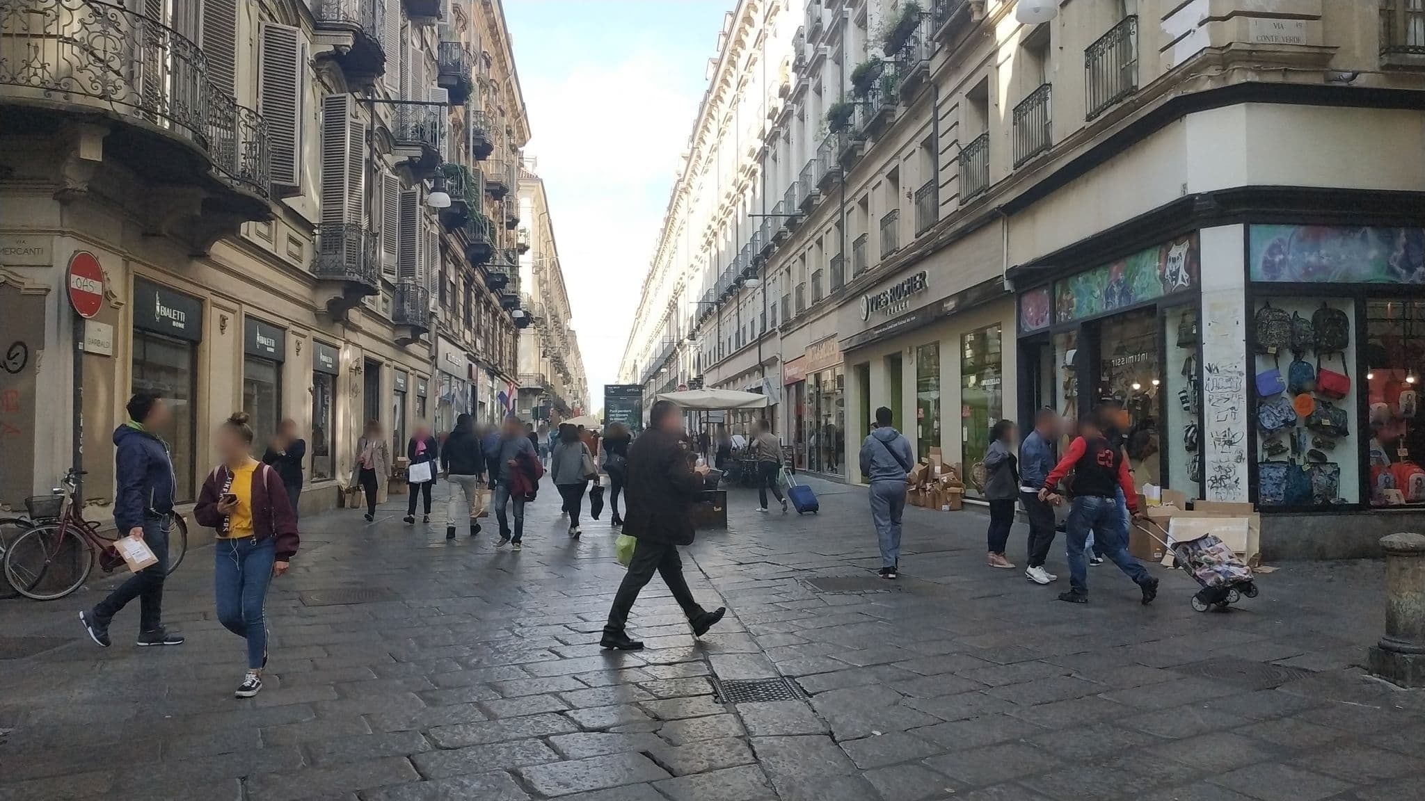Street view near Il Viandante B&B, Centro — © mbranco (CC BY-SA · Mapillary)