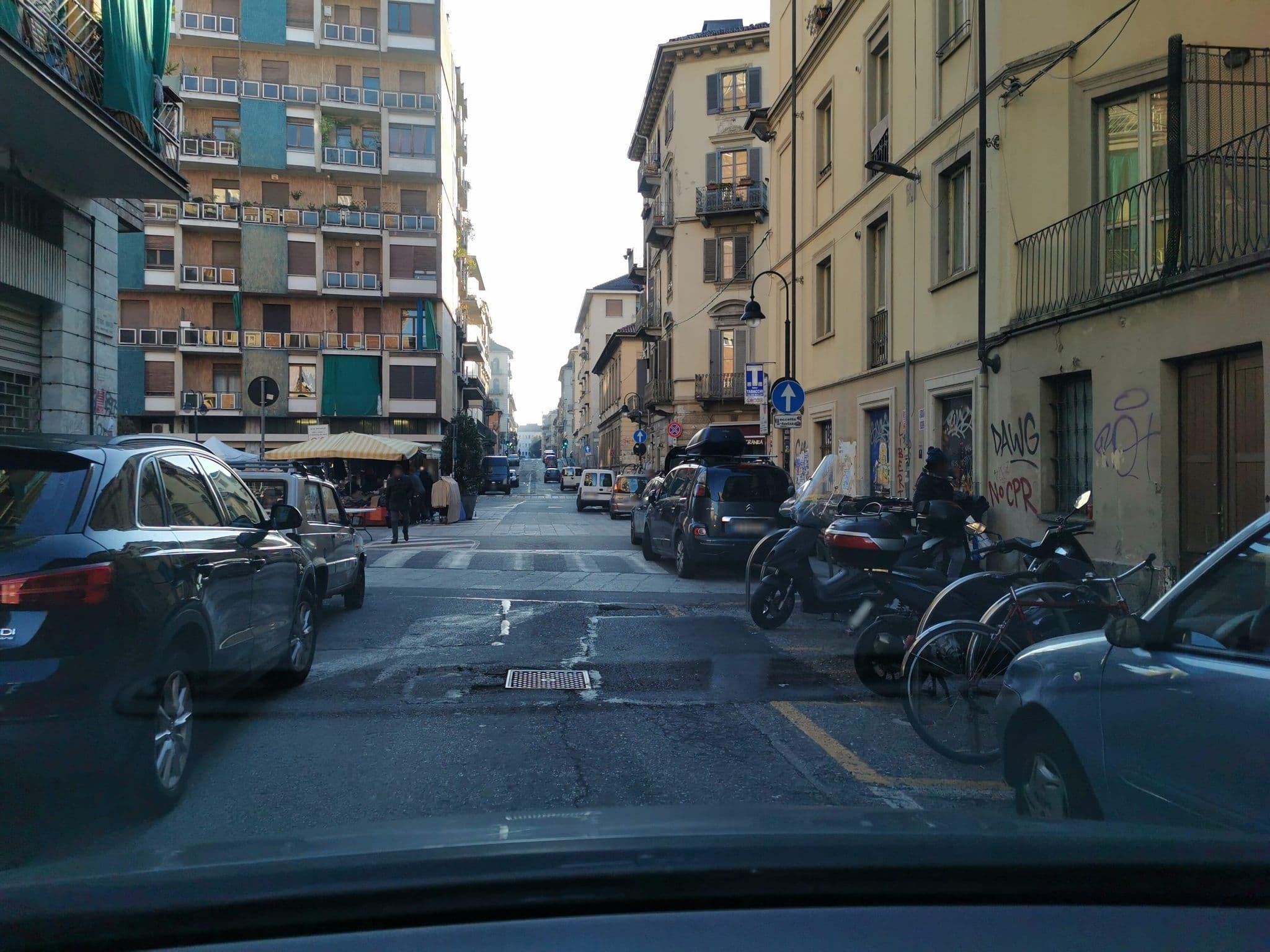 Street view near Room with a View, Aurora — © canfe (CC BY-SA · Mapillary)