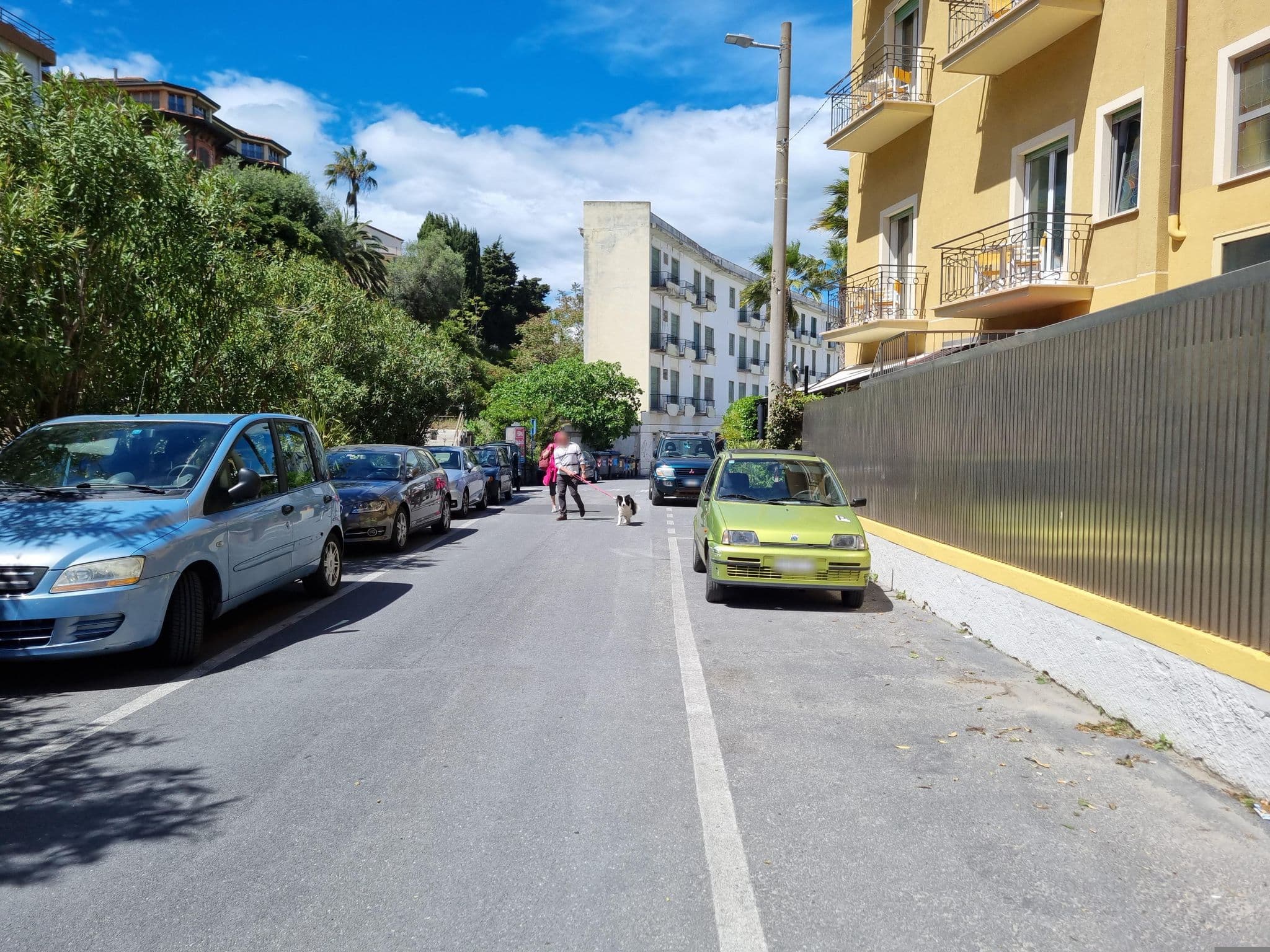 Street view near Giordano Bruna e Lonardi Giovanni SNC, Diano Marina — © Yha1 (CC BY-SA · Mapillary)