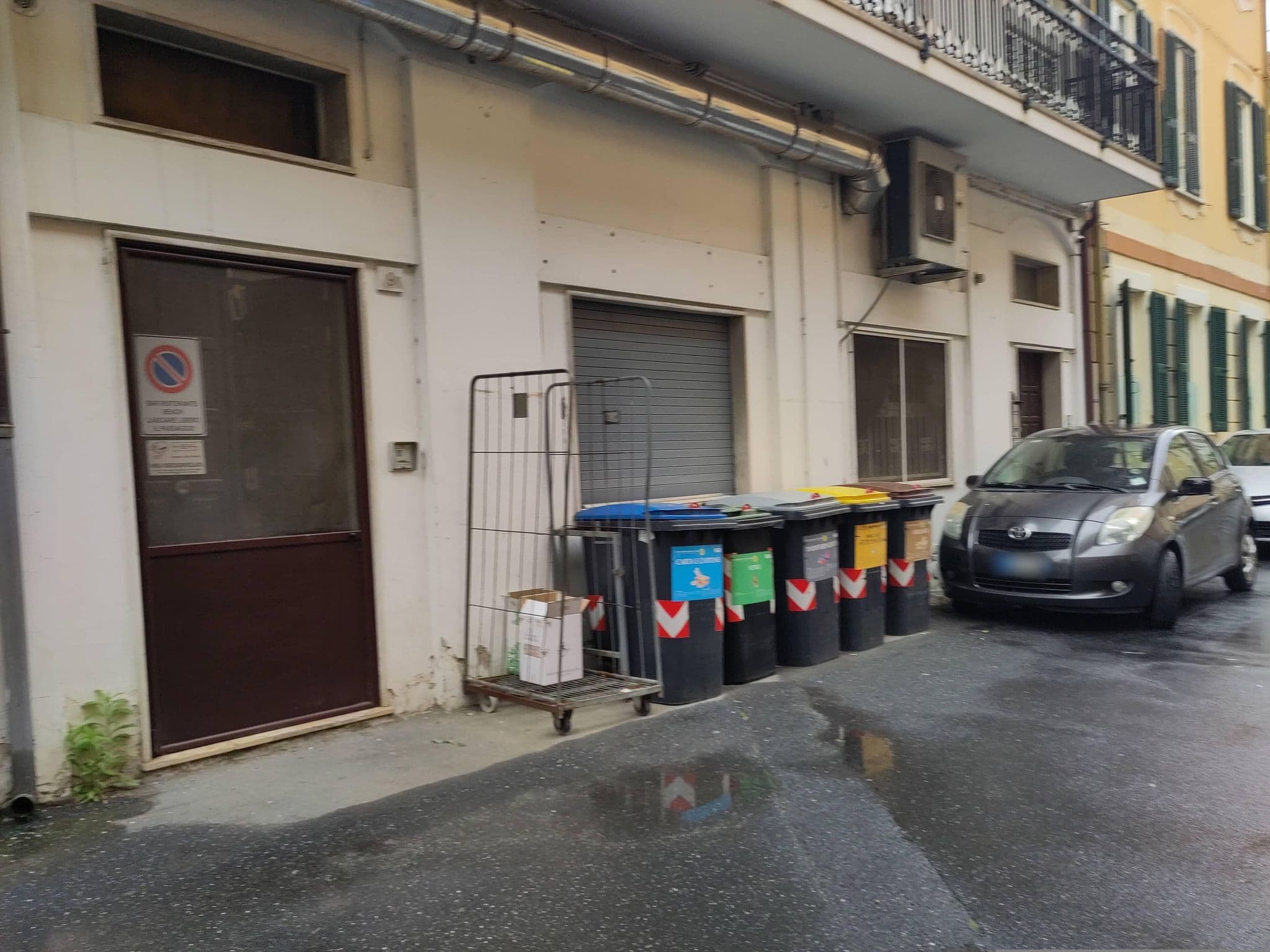 Street view near Suore Francescane Missionarie Del Cuore Immacolatedi Maria, Diano Marina — © marcuscalabresus (CC BY-SA · Mapillary)