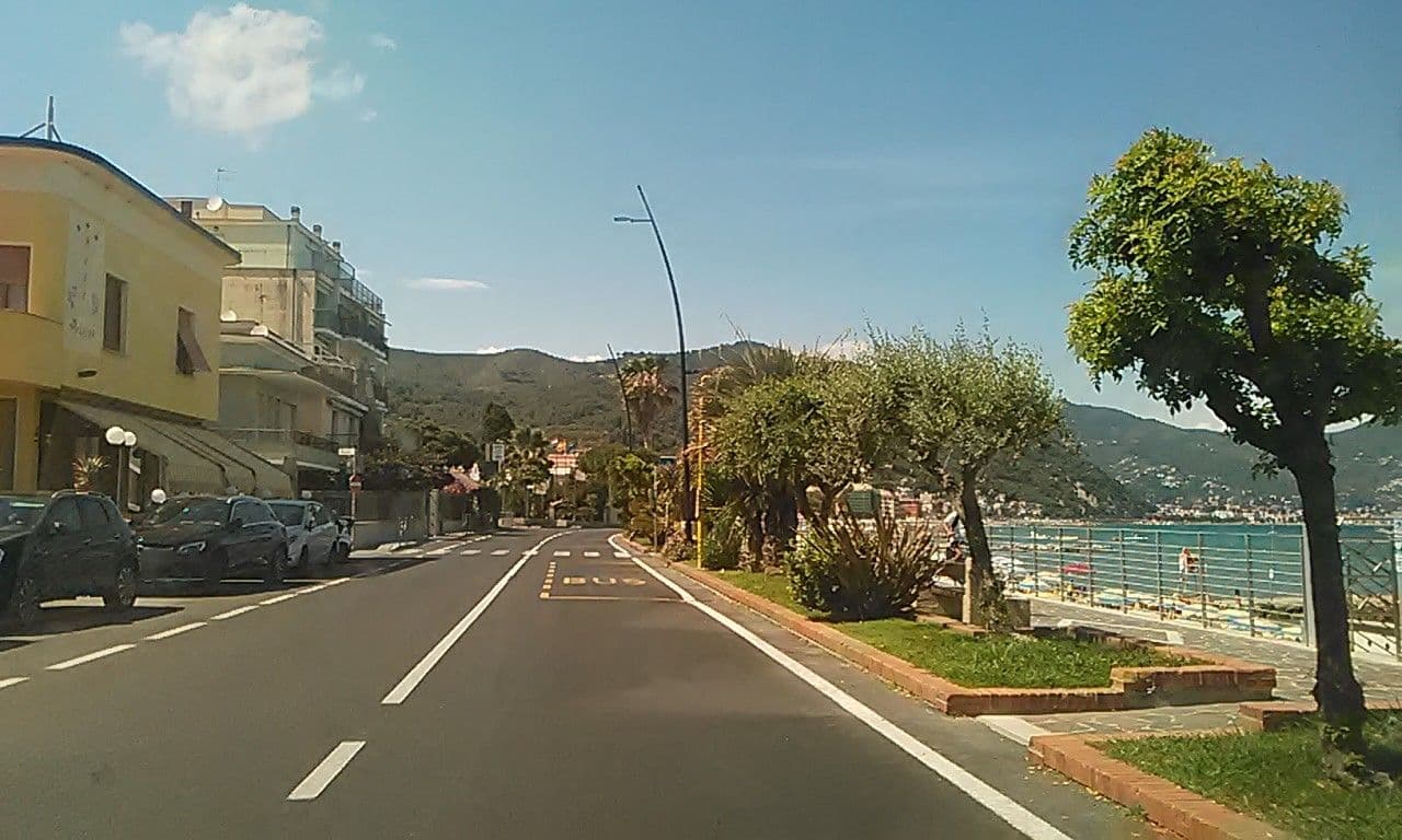 Street view near Hotel delfino, Laigueglia — © mikki65 (CC BY-SA · Mapillary)