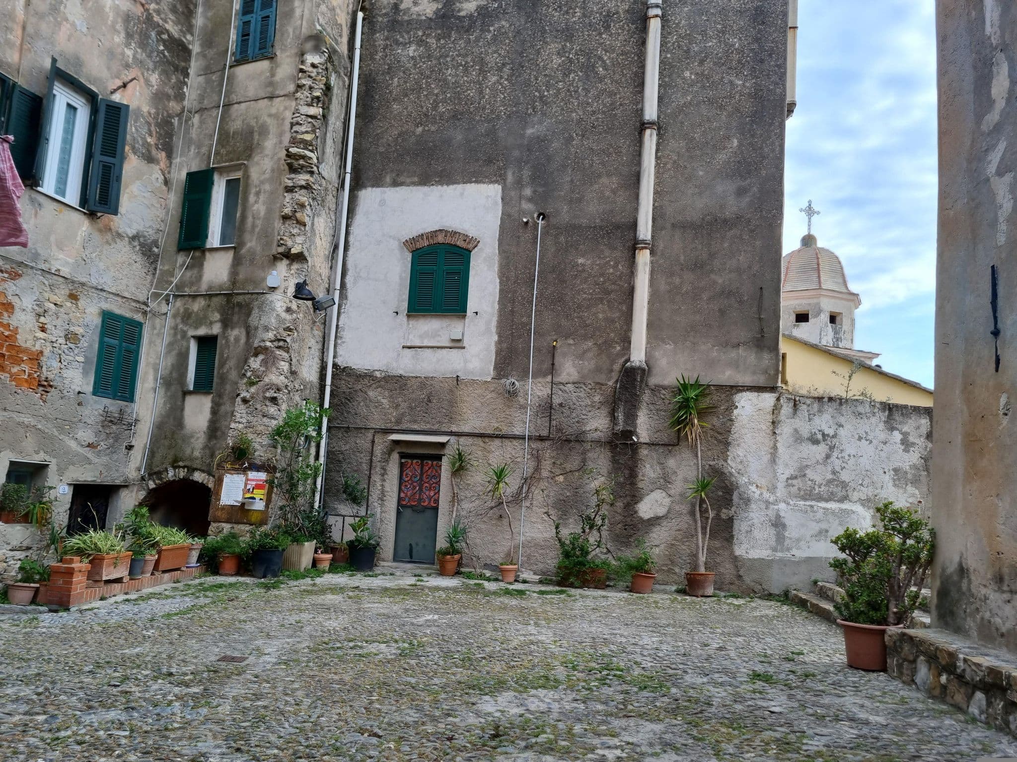 Street view near b&b tra i carruggi, Cervo — © Yha1 (CC BY-SA · Mapillary)