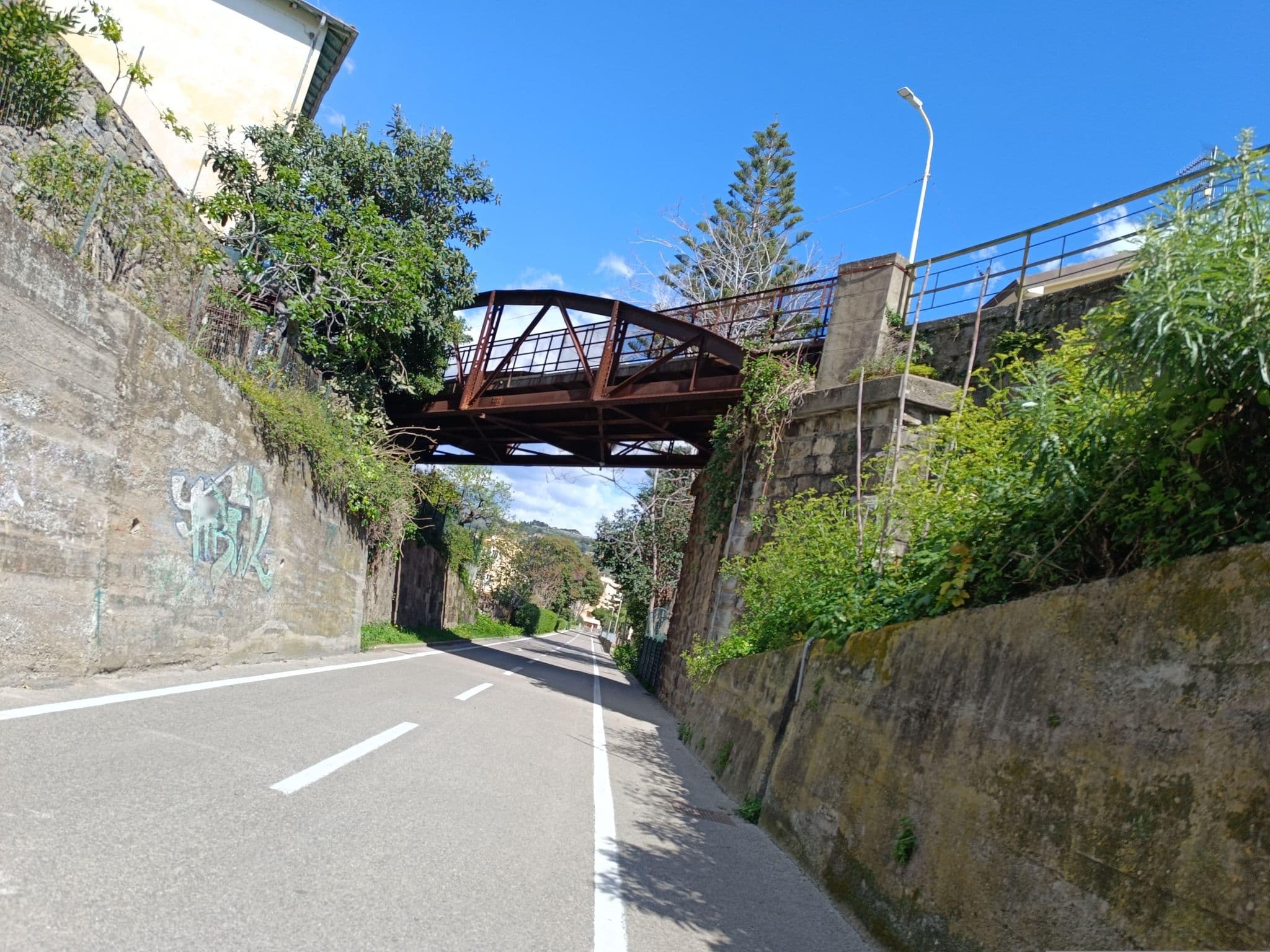 Street view near Villa Sacra Famiglia, Taggia — © Duro (CC BY-SA · Mapillary)