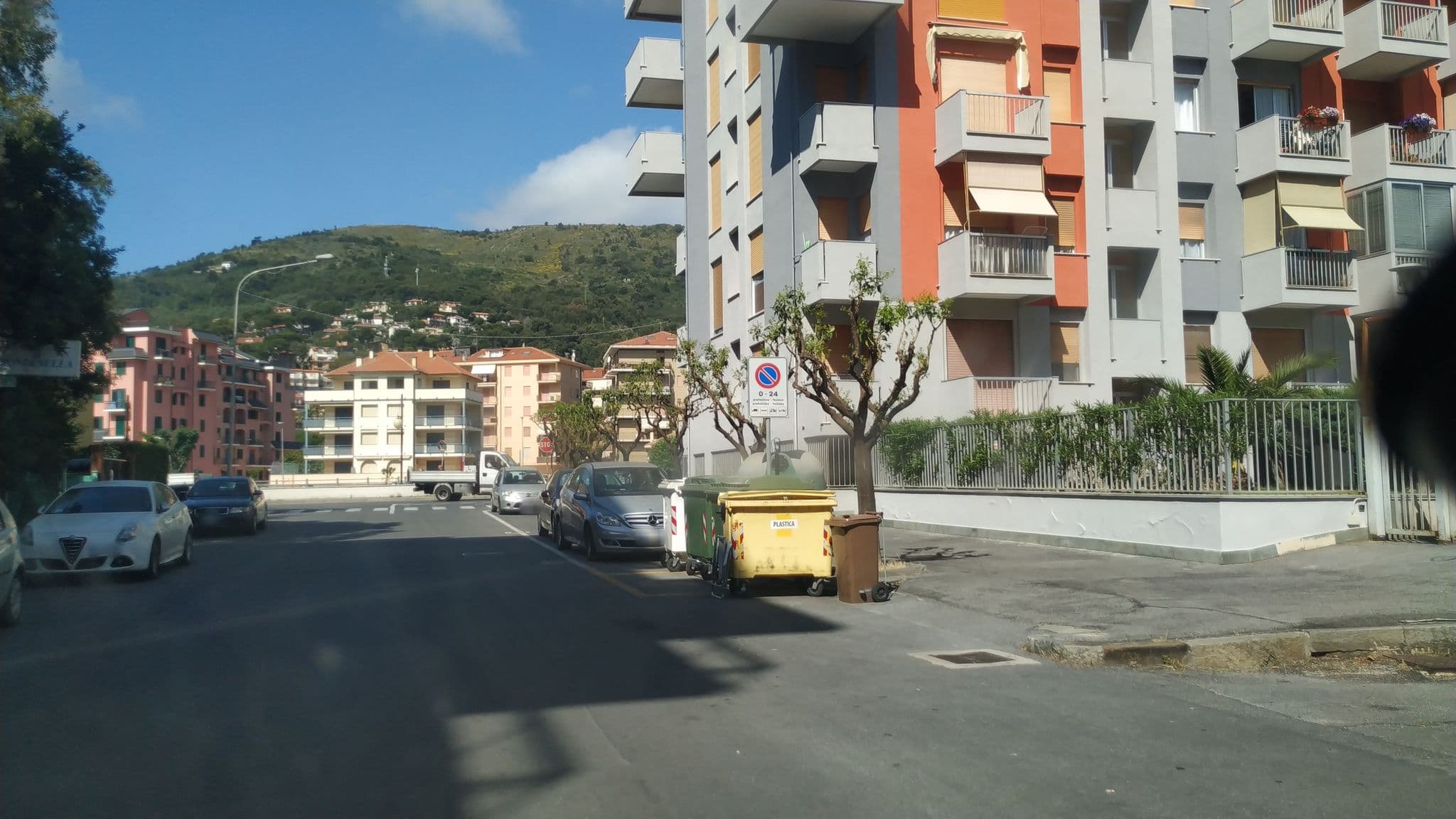 Street view near Hotel La Rondinella, Andora — © mikki65 (CC BY-SA · Mapillary)