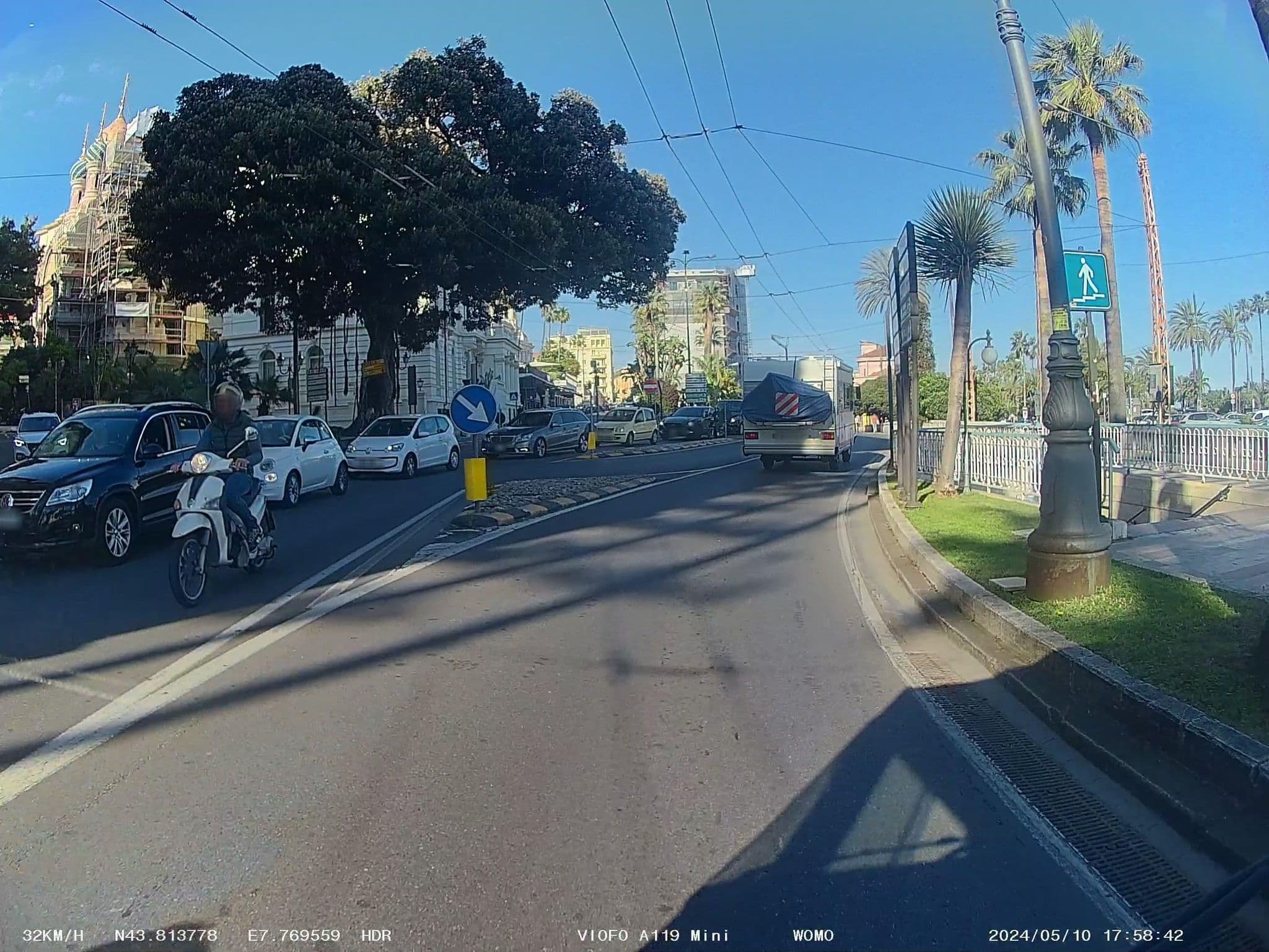 Street view near Promenade Maison de Charme, Sanremo — © soulcover (CC BY-SA · Mapillary)