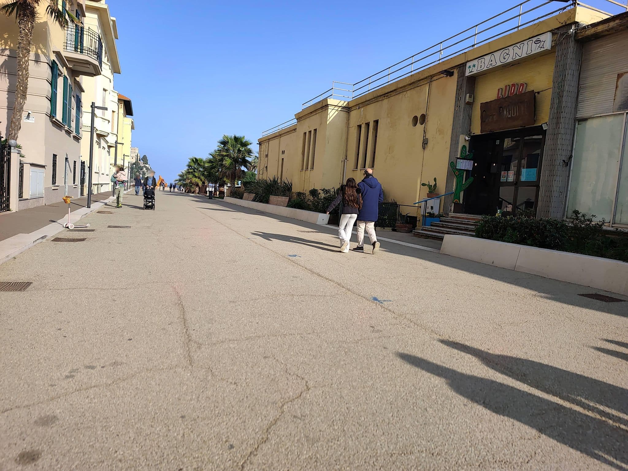 Street view near Lido Resort Finale Ligure, Finale Ligure — © Duro (CC BY-SA · Mapillary)