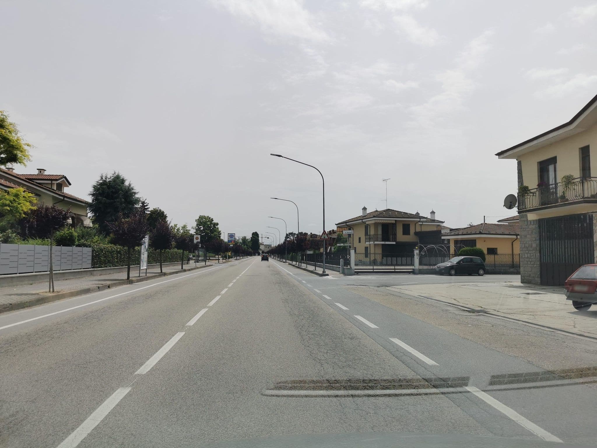 Street view near B&B Fuori Le Mura, Cherasco — © canfe (CC BY-SA · Mapillary)