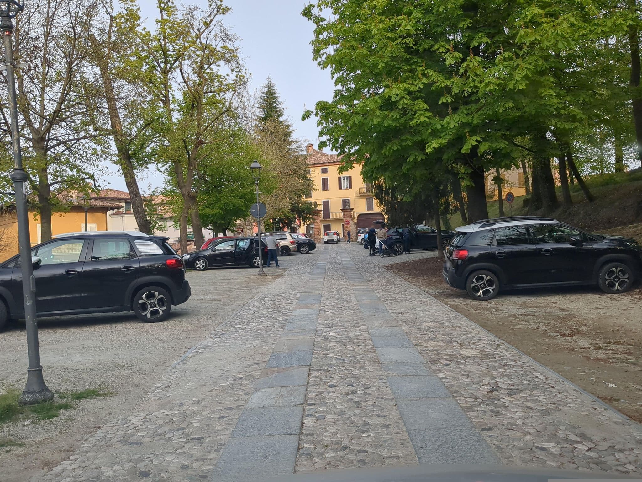 Street view near Bed & Breakfast Il Molino, Priocca — © musuruan (CC BY-SA · Mapillary)