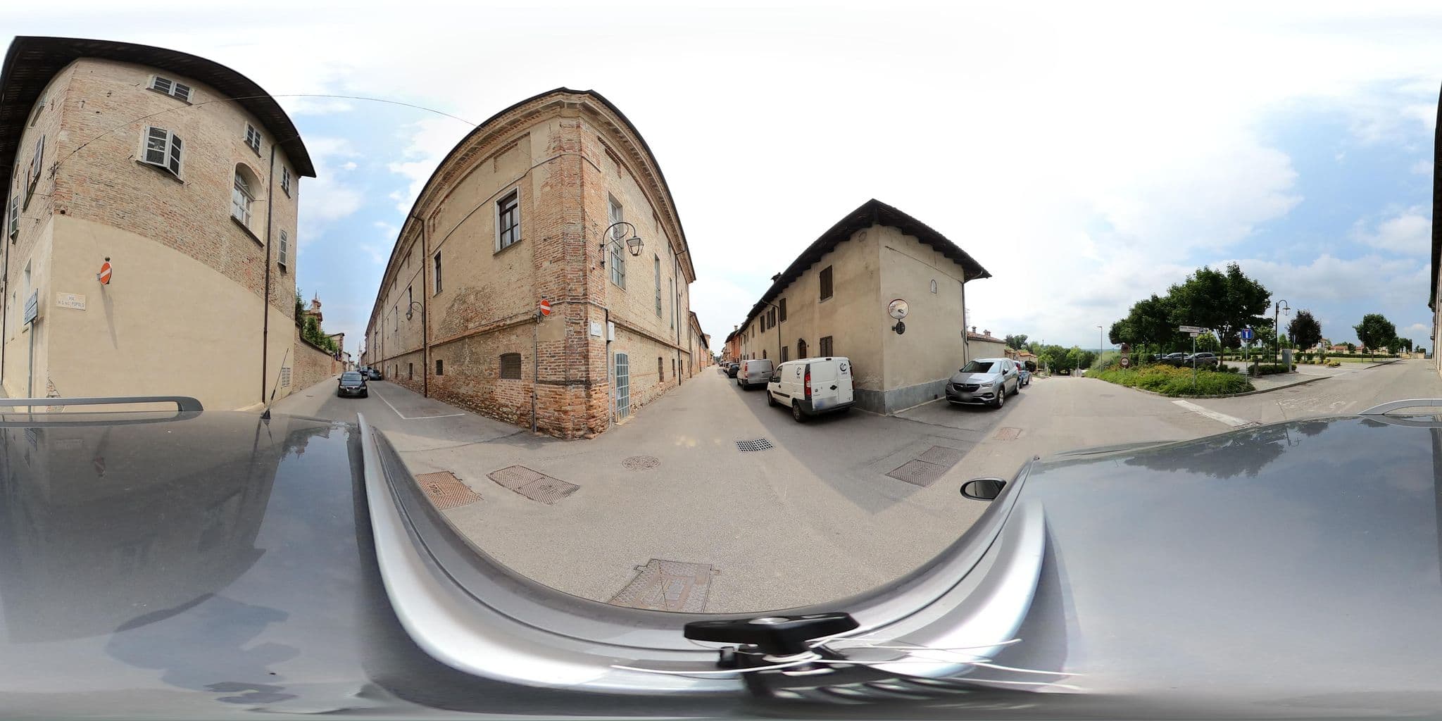 Street view near Monastero di Cherasco - Somaschi Hotel, Cherasco — © canfe (CC BY-SA · Mapillary)