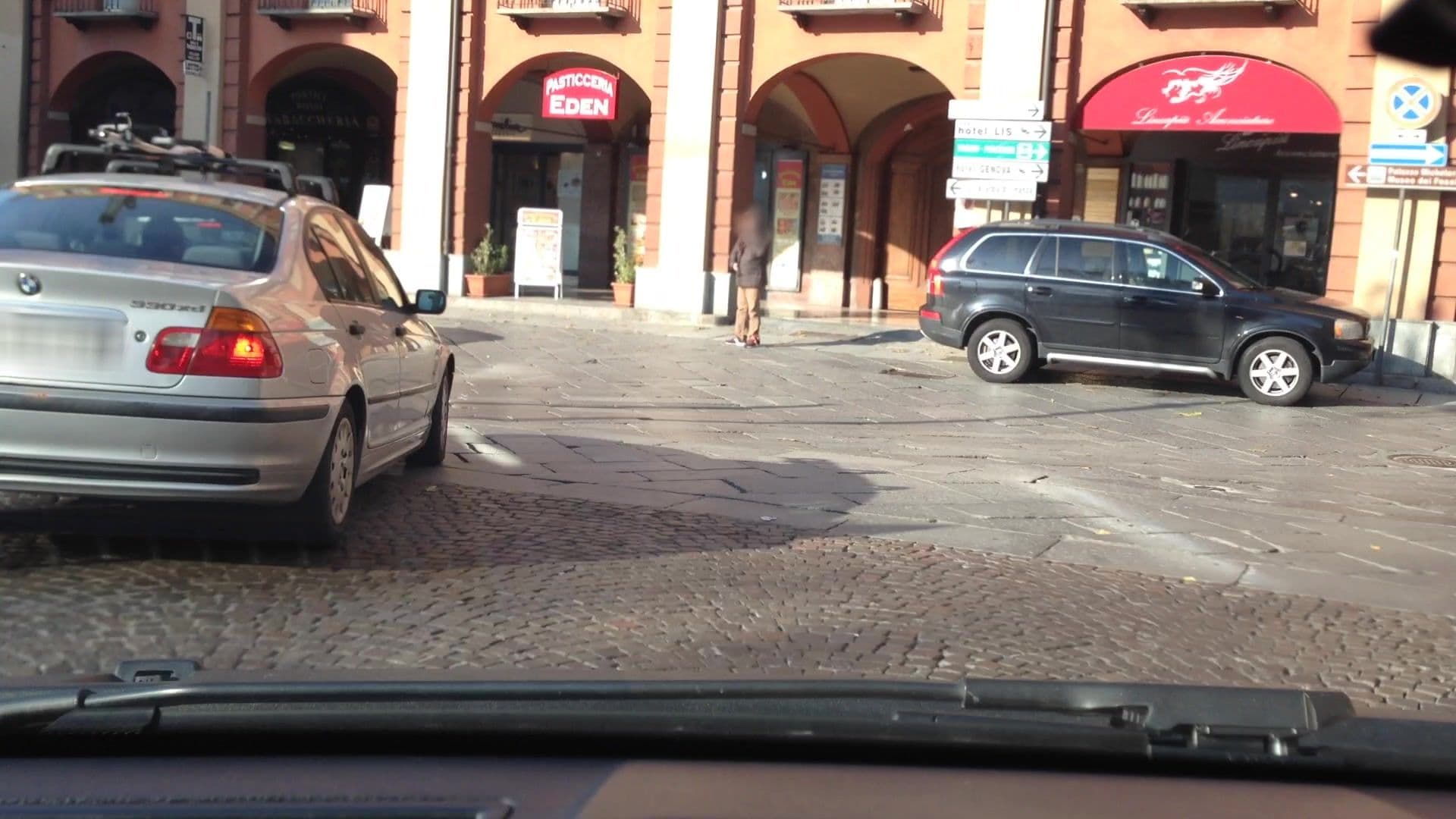 Street view near Tenuta Morgnano B&B Antignano, Asti — © lvl5 (CC BY-SA · Mapillary)