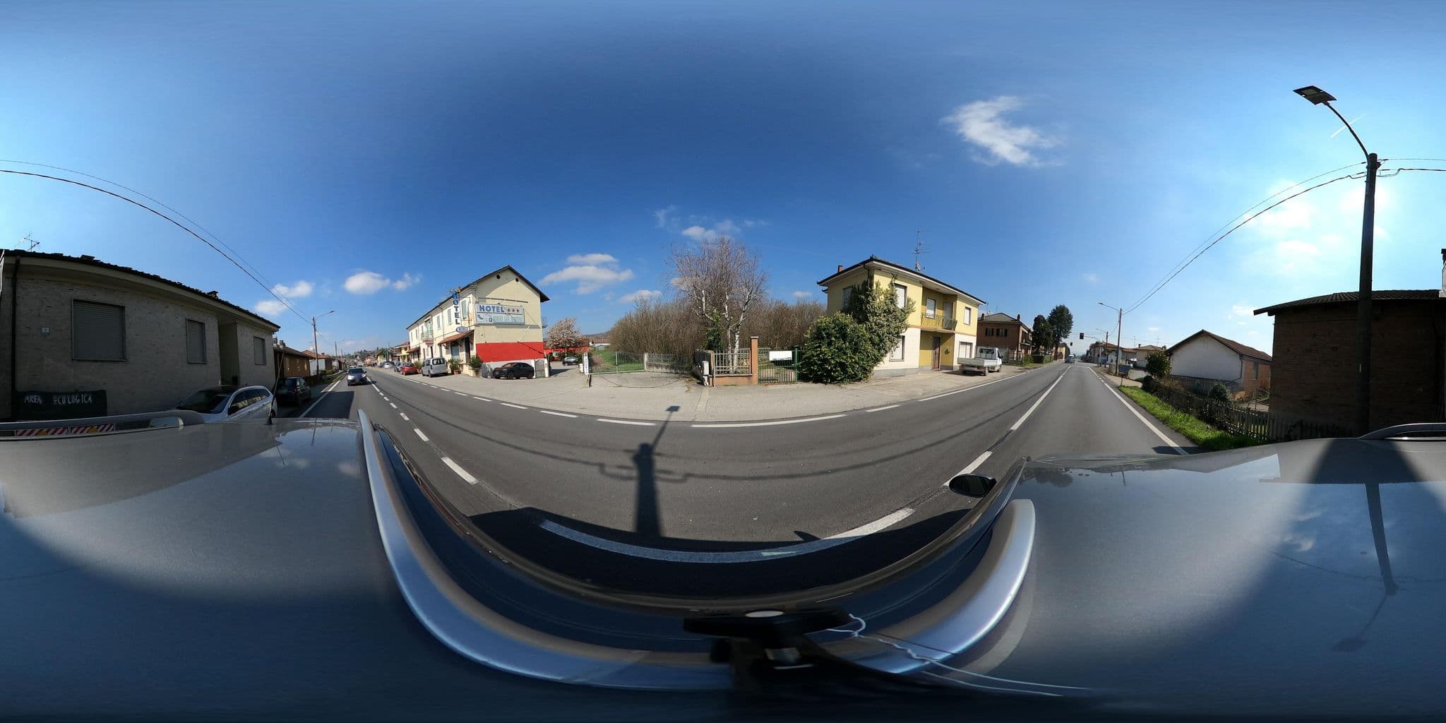 Street view near Cantieri Riuniti di D'Orsi Achille & C. SAS, Bra — © canfe (CC BY-SA · Mapillary)