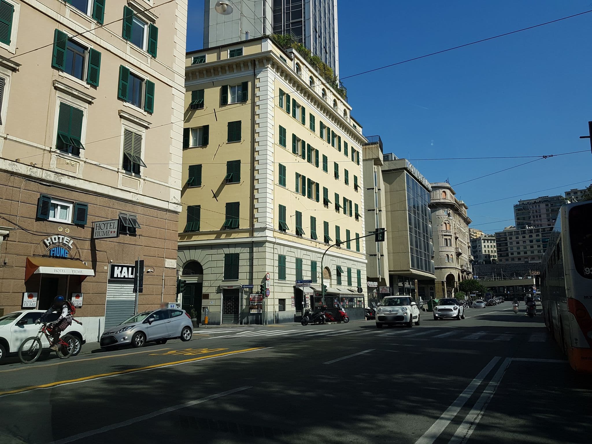 Street view near appartment via fiume, Genoa — © ale_zena_it (CC BY-SA · Mapillary)