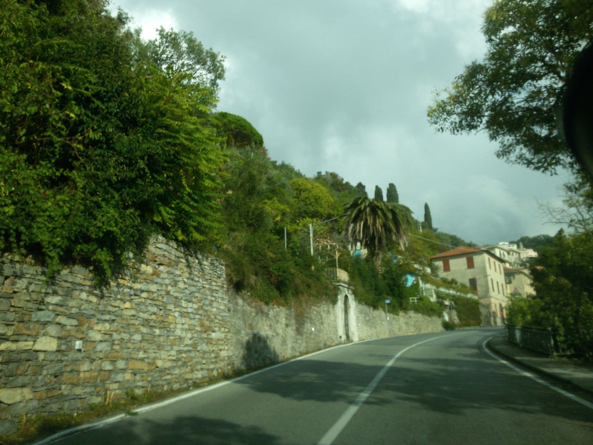 Street view near Villa Camilla, Camogli — © ale_zena_it (CC BY-SA · Mapillary)